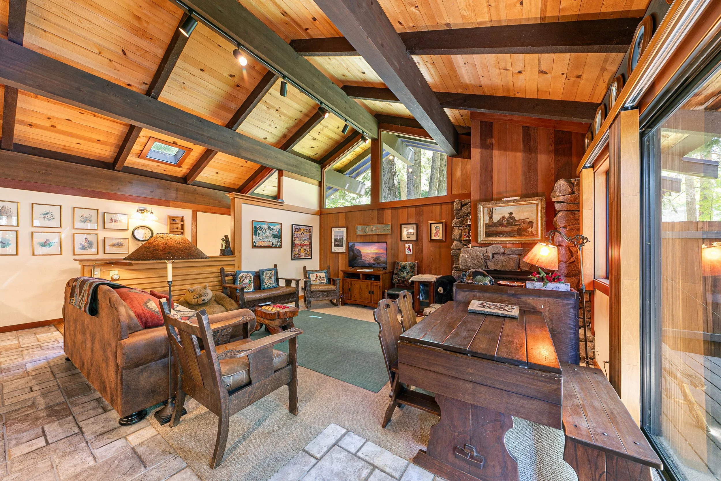 3600 N Lake Blvd Unit 65 Tahoe-print-011-013-Interior-3360x2240-300dpi.jpg
