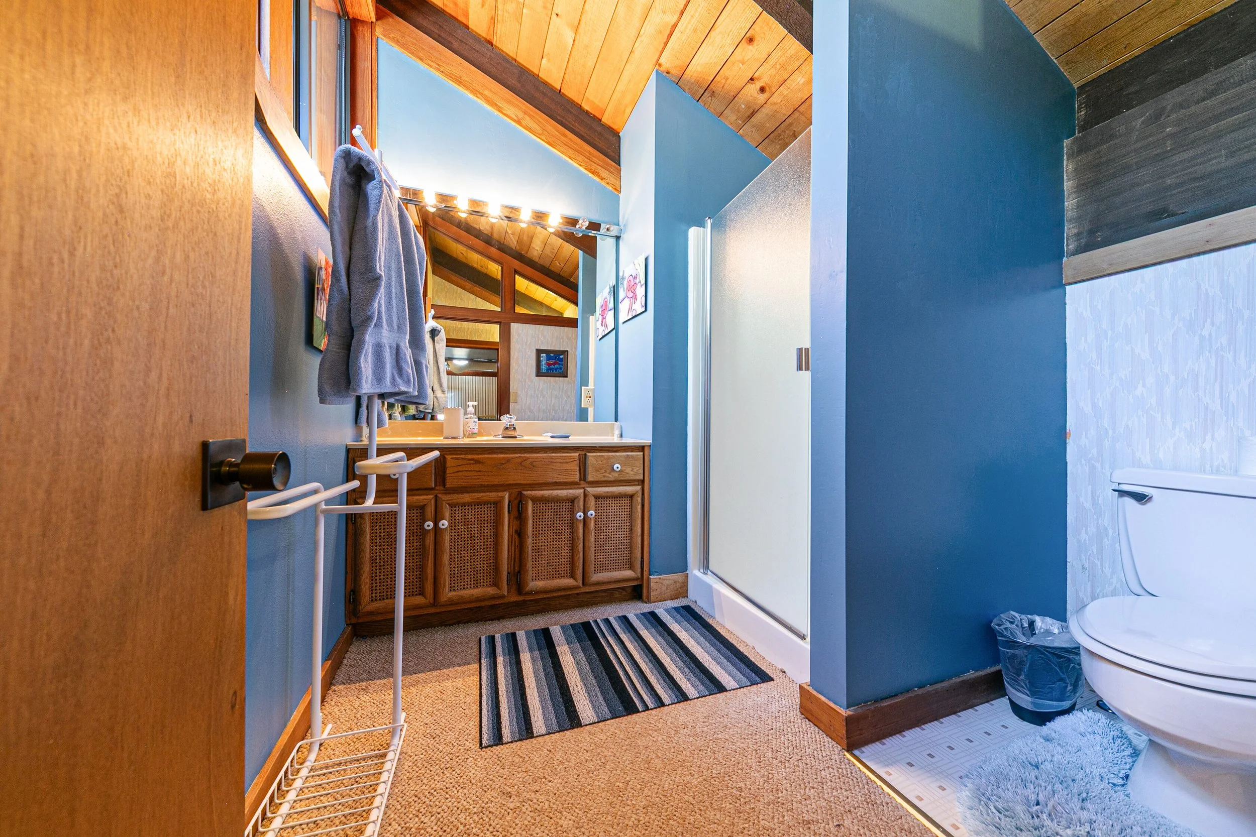 3600 N Lake Blvd Unit 65 Tahoe-print-026-027-Interior-3360x2240-300dpi.jpg