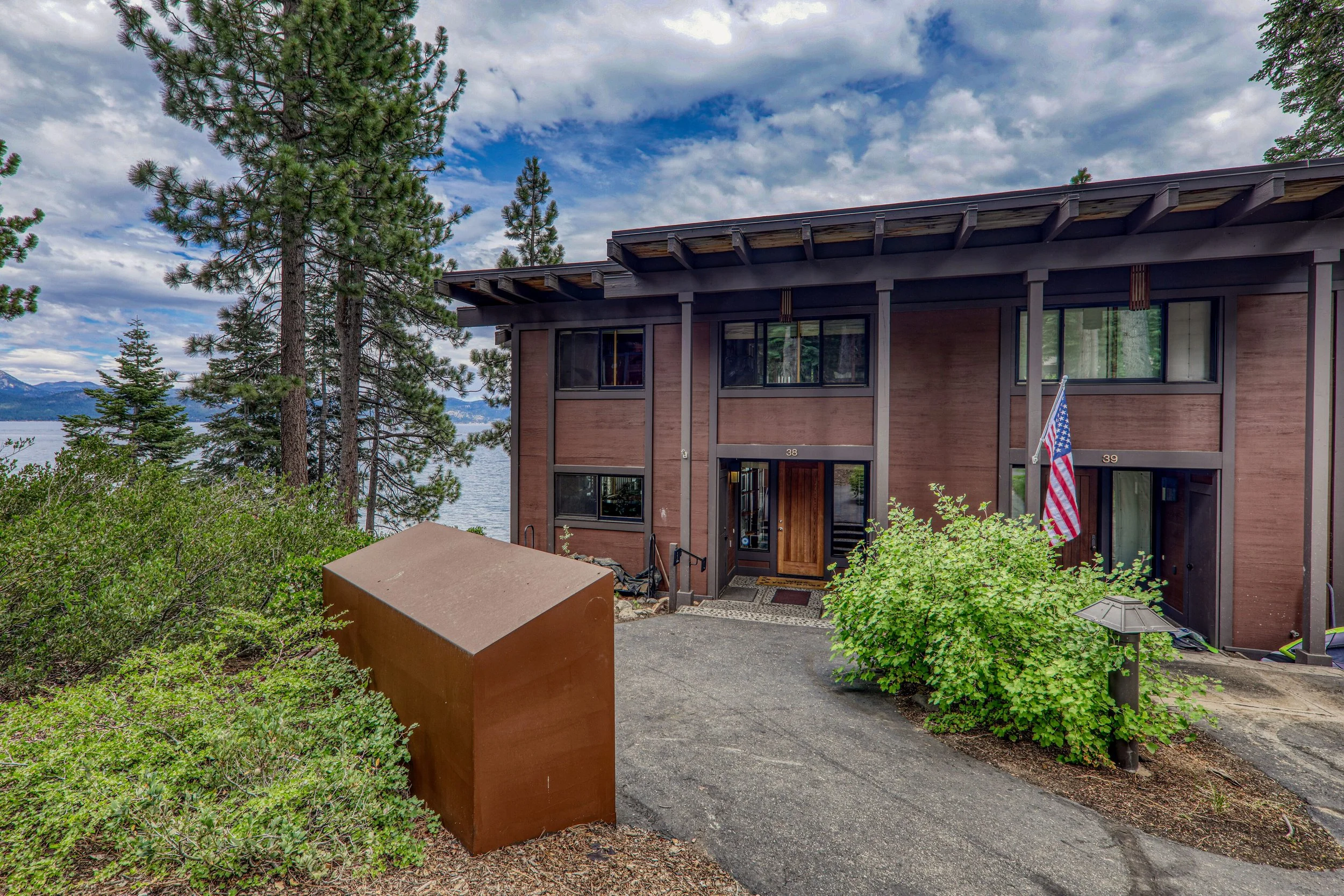 3600 N Lake Blvd Apt 38 Tahoe-print-040-034-Exterior-4200x2800-300dpi.jpg