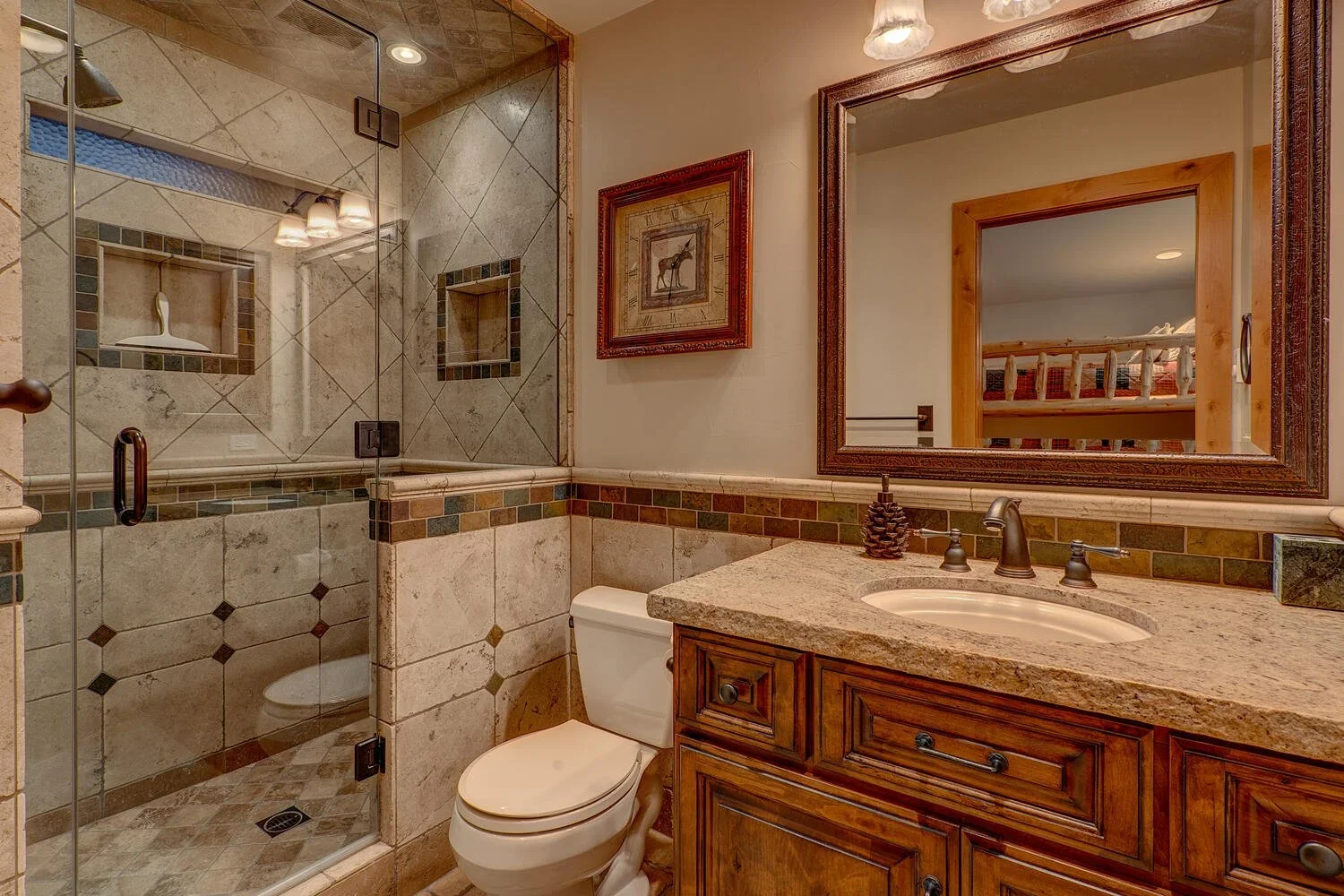 3600+N+Lake+Blvd+112+Tahoe-large-021-020-Bathroom-1500x1000-72dpi.webp