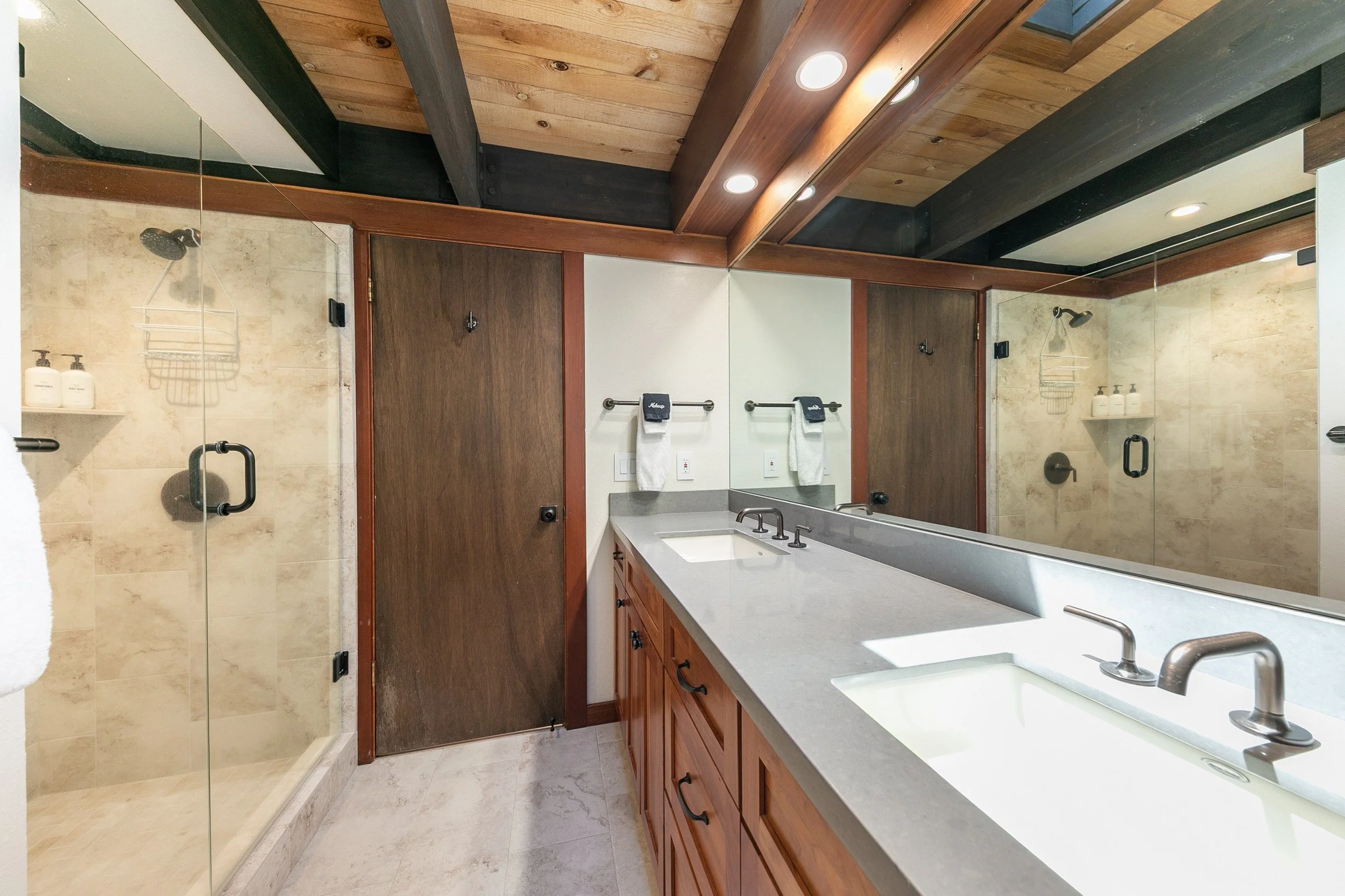 004-004-Interior-3362x2241.jpg