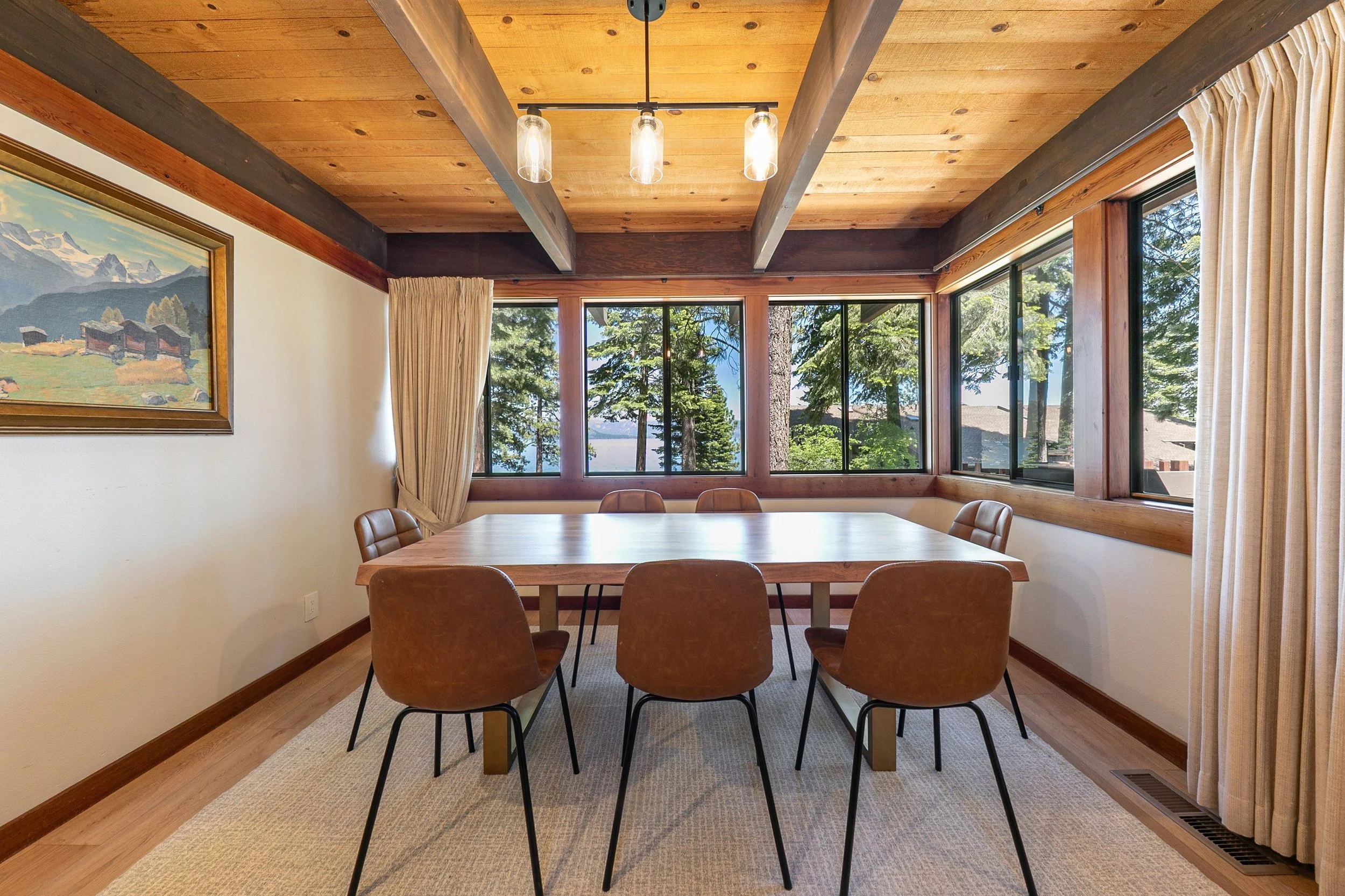 017-026-Interior-3361x2240.jpg