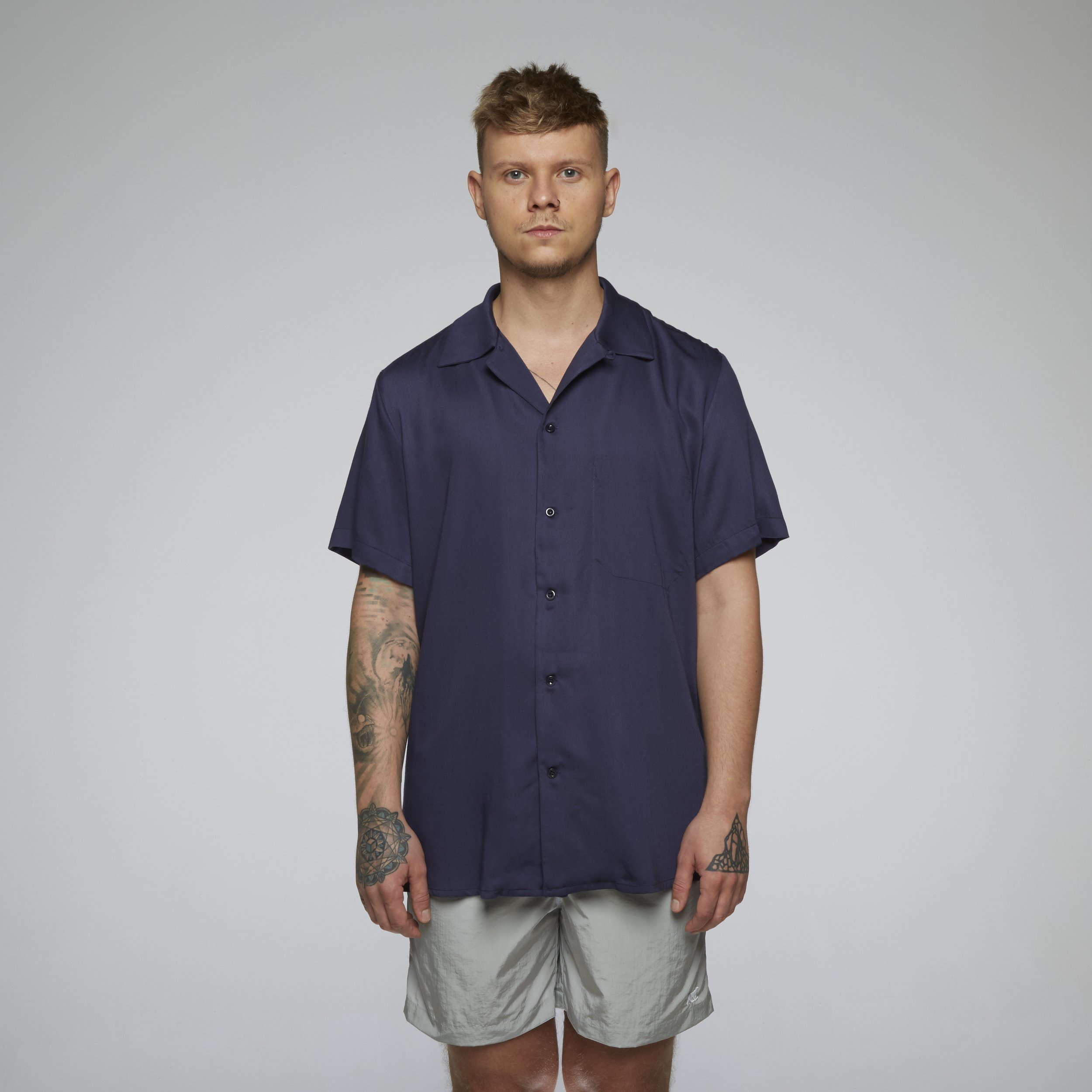 AS shirt button OG plain03-01.jpg