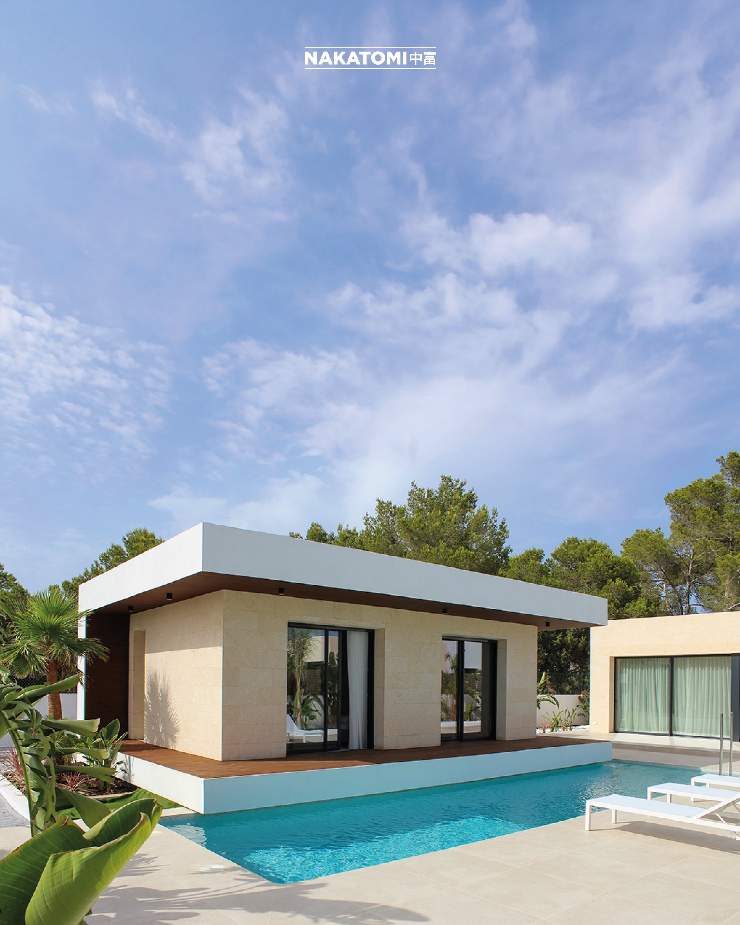 PORT D&rsquo; ES TORRENT | Obra Nueva. #arquitectura: @nakatomi.arquitectura

DEL M&Oacute;DULO A LA ARQUITECTURA

El proyecto nace de la transformaci&oacute;n de una propuesta inicialmente concebida como vivienda prefabricada, adapt&aacute;ndola a u