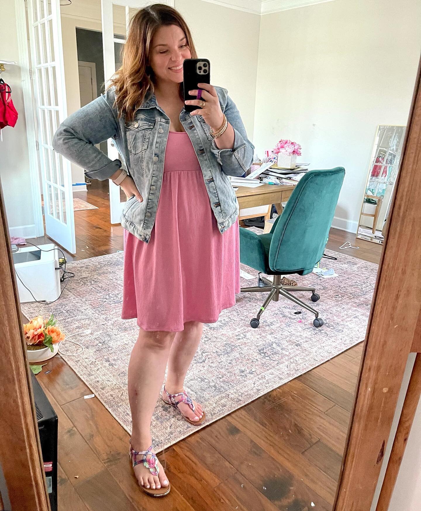 I firmly believe you should have a go to outfit. You know the kind... when you need to immediately give yourself a 10/10 and boost your confidence. This sweet little dress from target and my trust denim jacket are going to be it for me for awhile!!

