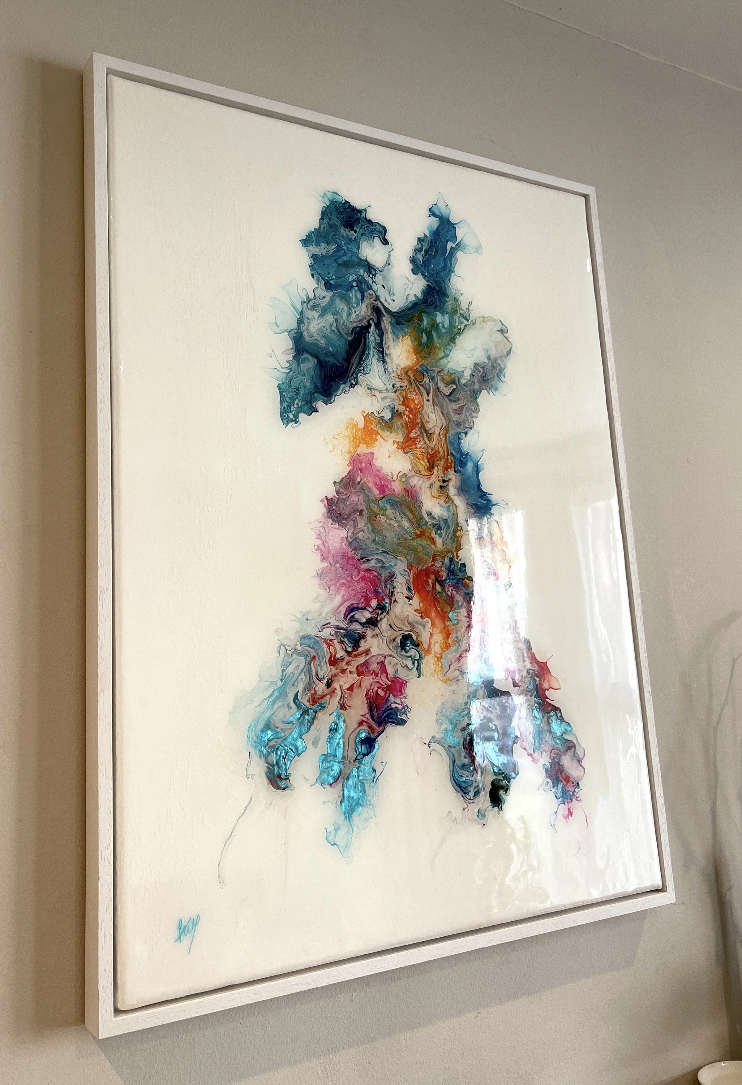 The Dancers - pearlescent blue.JPG