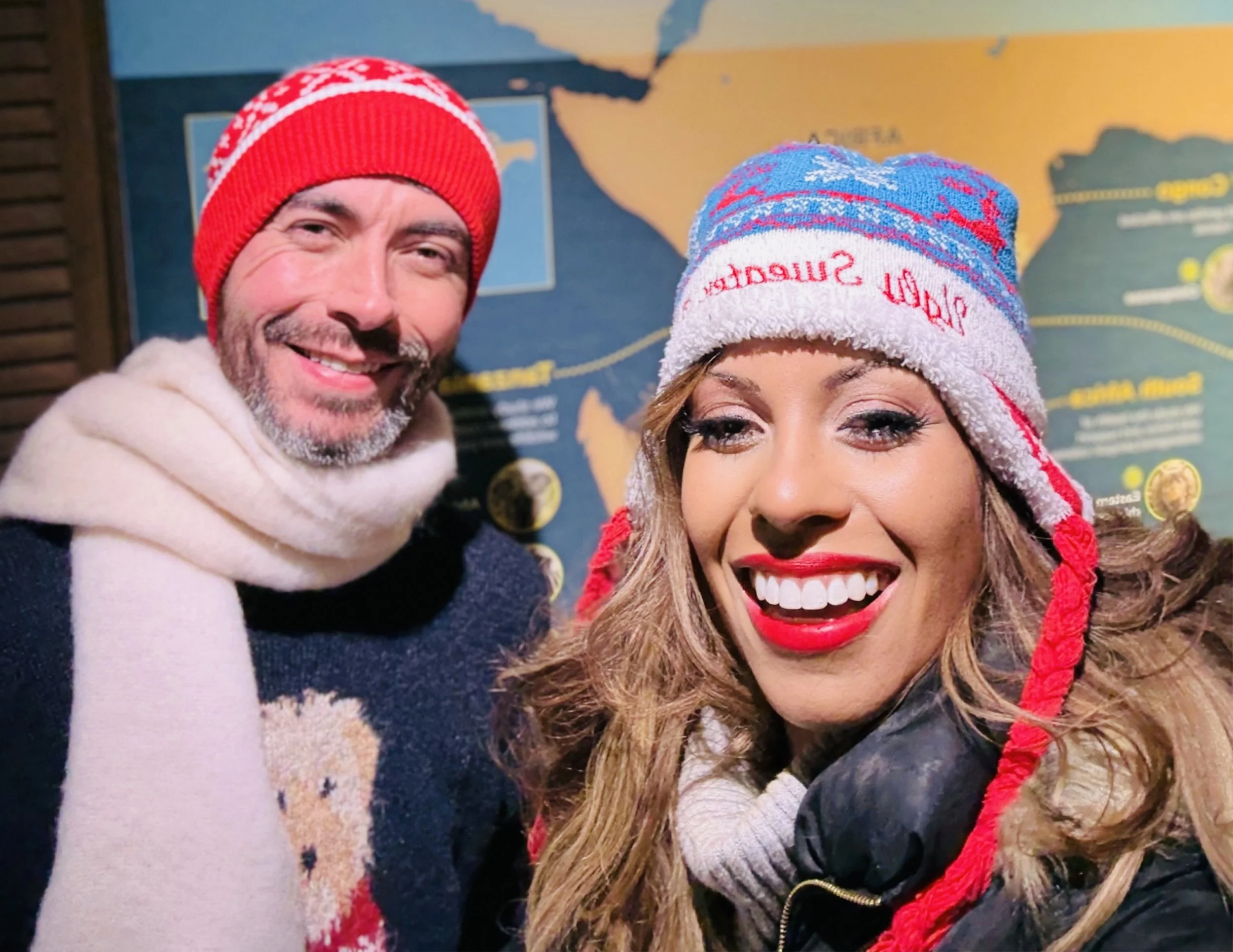 Professional Christmas Carolers for hire in Los Angeles & Chicago