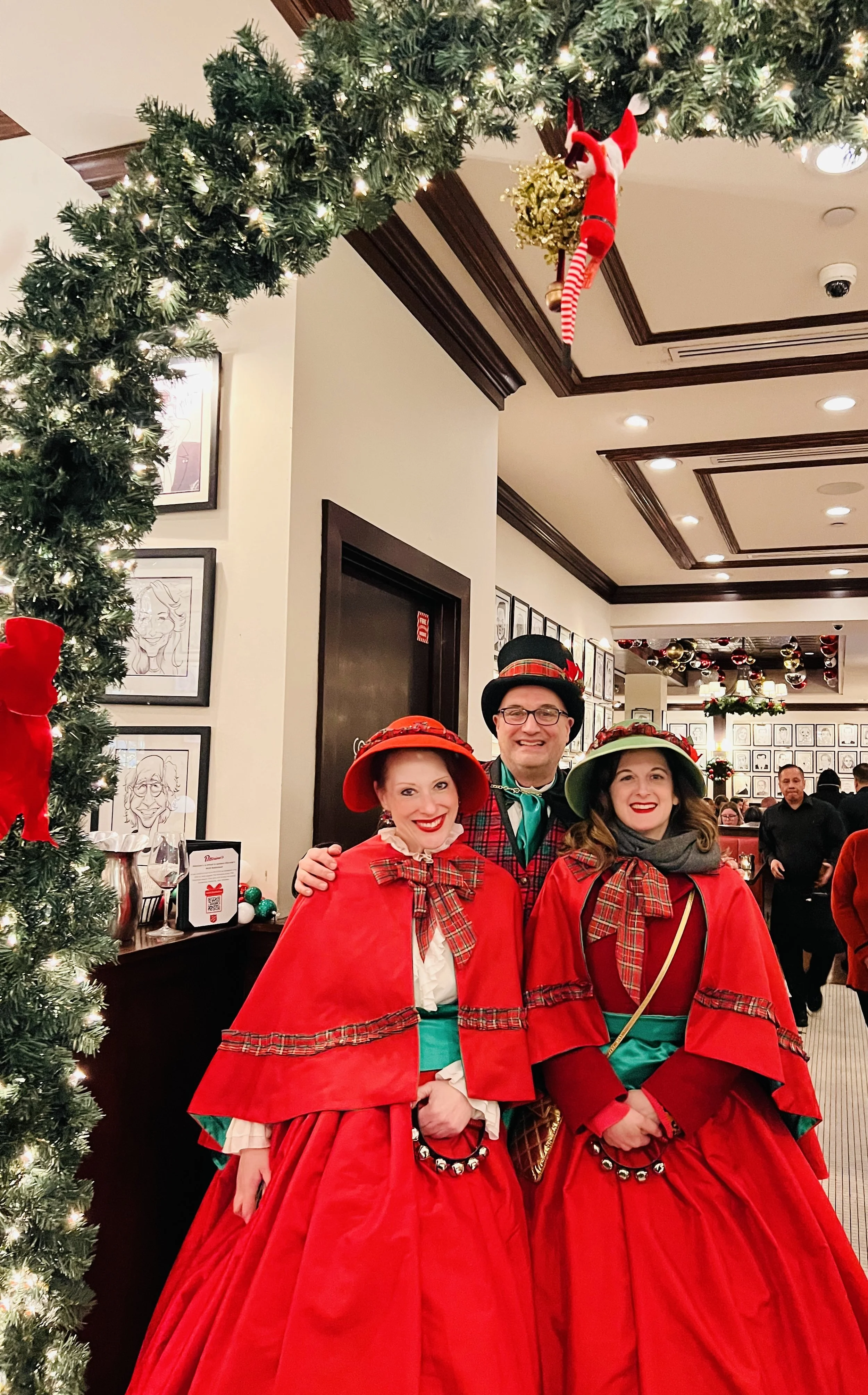 Christmas Carolers for hire in Los Angeles