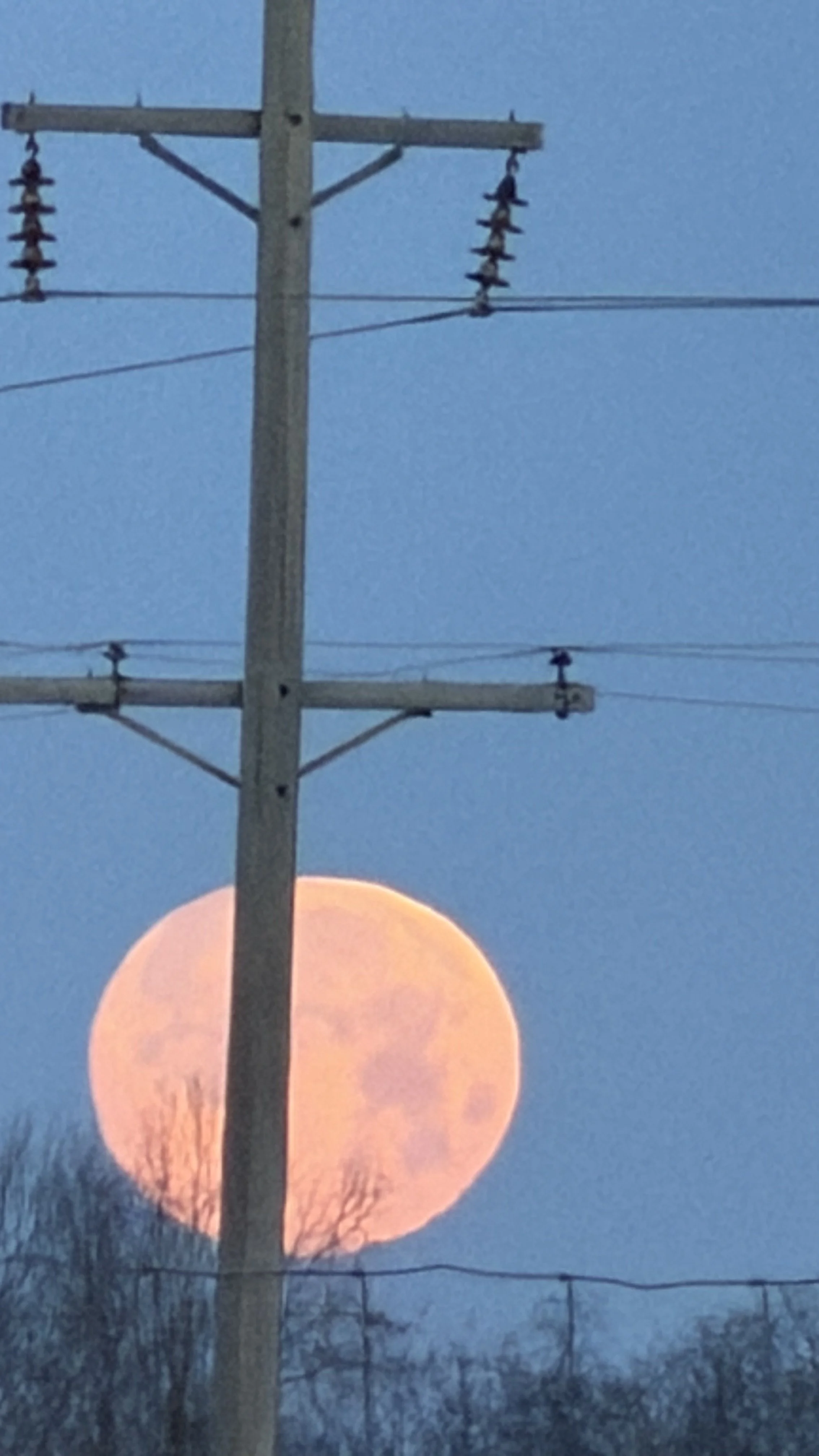 The moon was always doing interesting things in Carbondale.