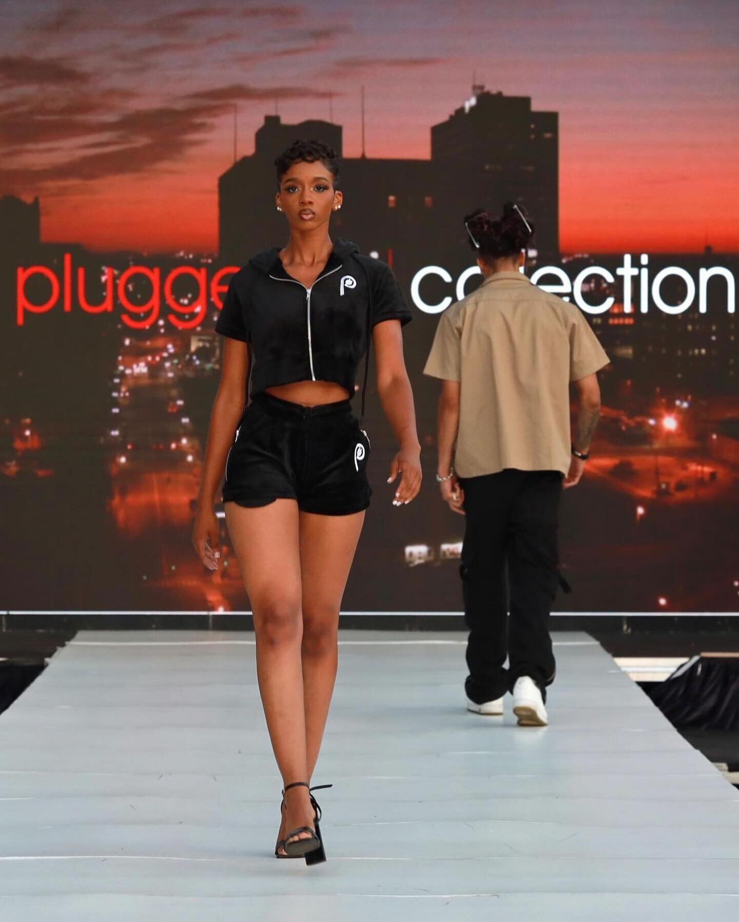 Check out @pluggedincollection at Indie Fashion Show Detroit&hellip;photo by @rt_studios1 

#indiefash #fashion #fashionshow #independentfashion #streetwear #nyfw #fashiondesigner #fashiondesign