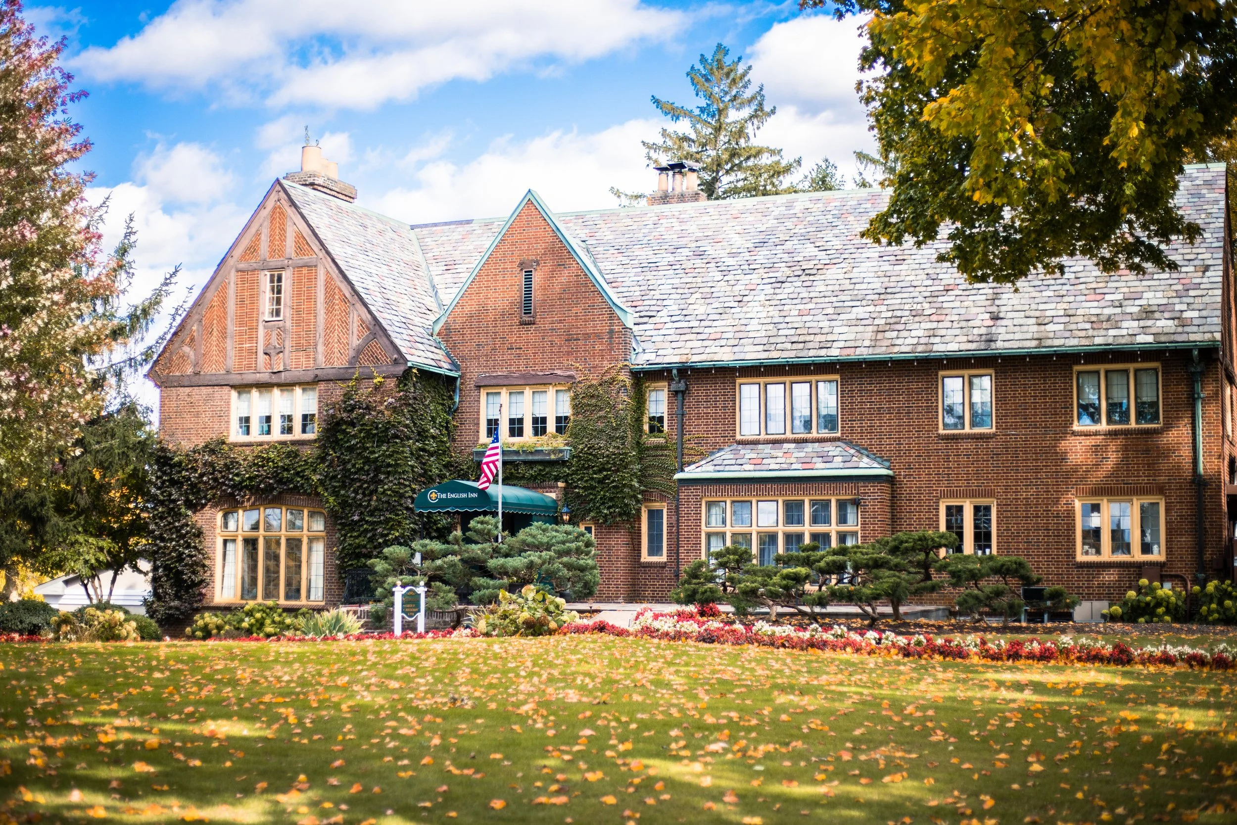 The English Inn - Eaton Rapids, MI - Featured Venue