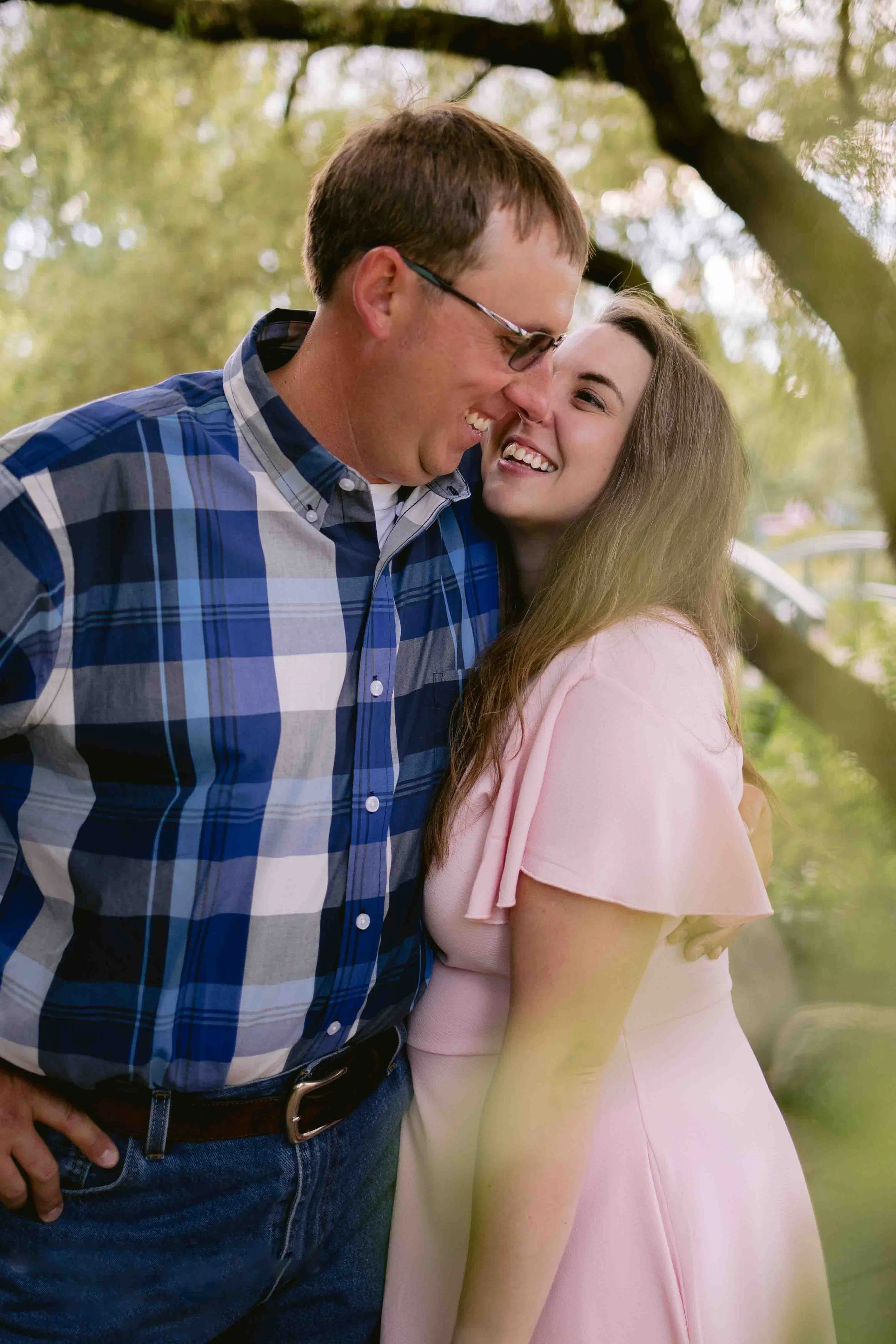 Couple Engagement session - Murfreesboro, Tennessee
