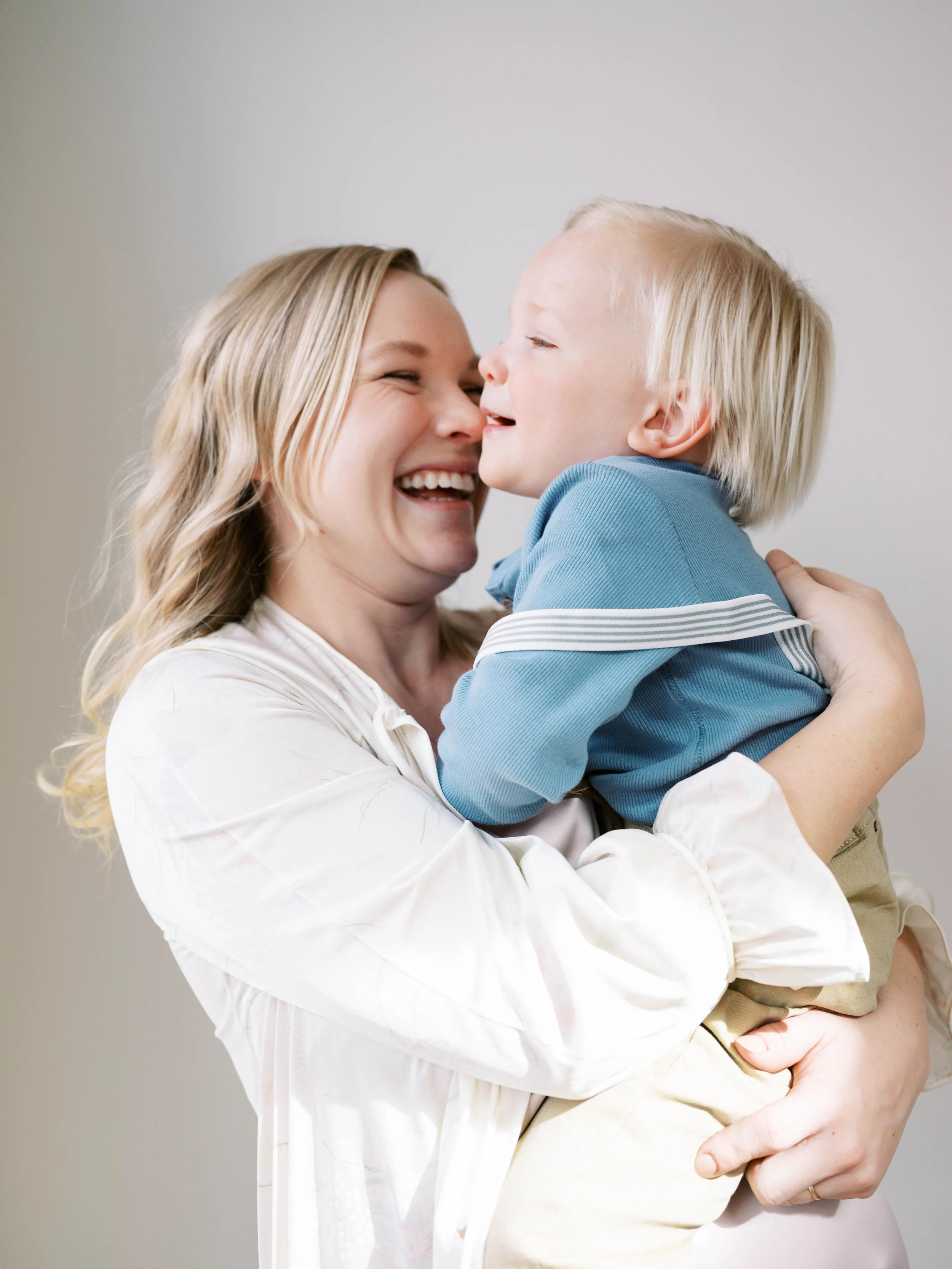 sweet maternity session on film in baltimore, maryland