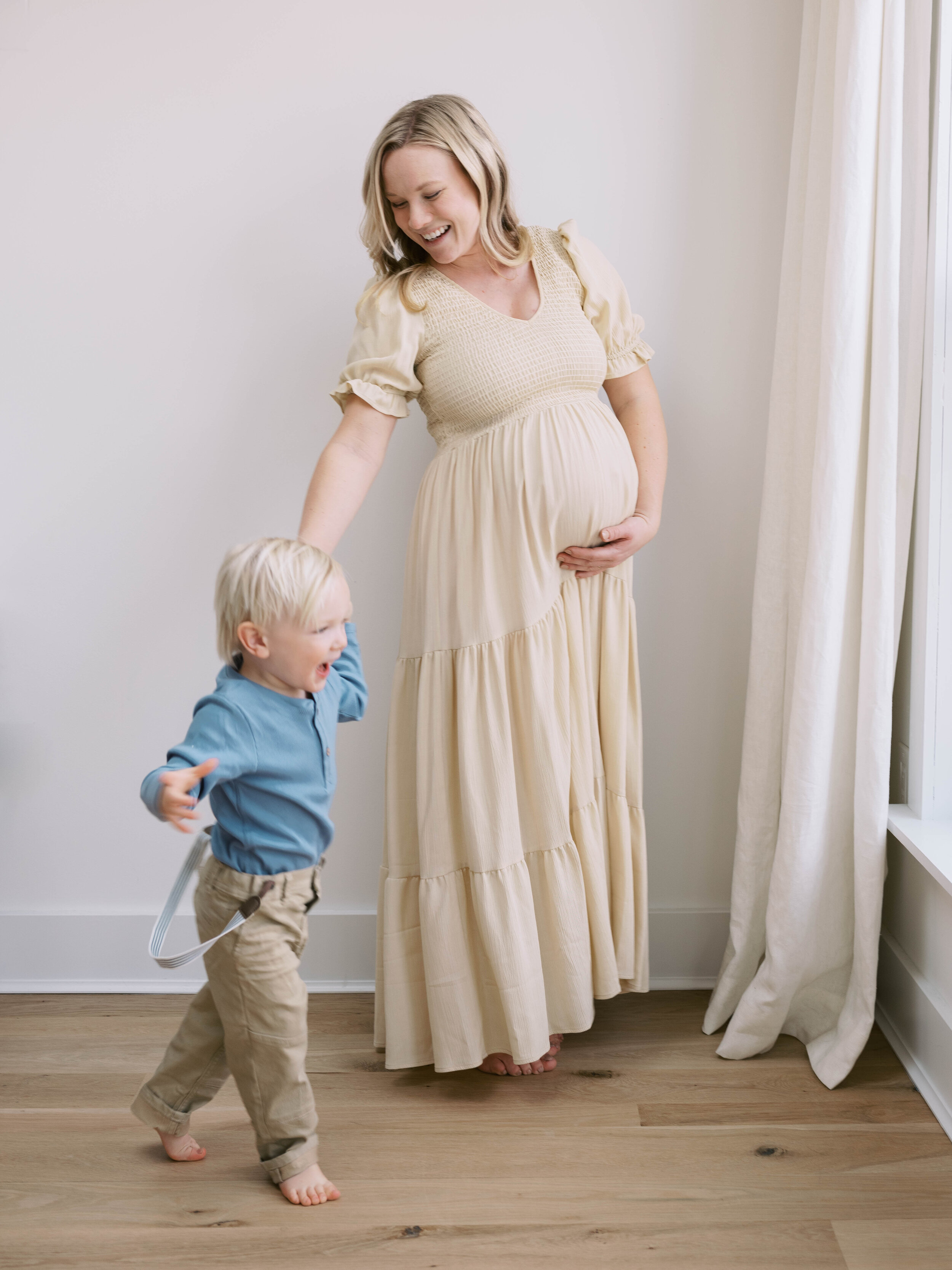 sweet maternity session on film in baltimore, maryland