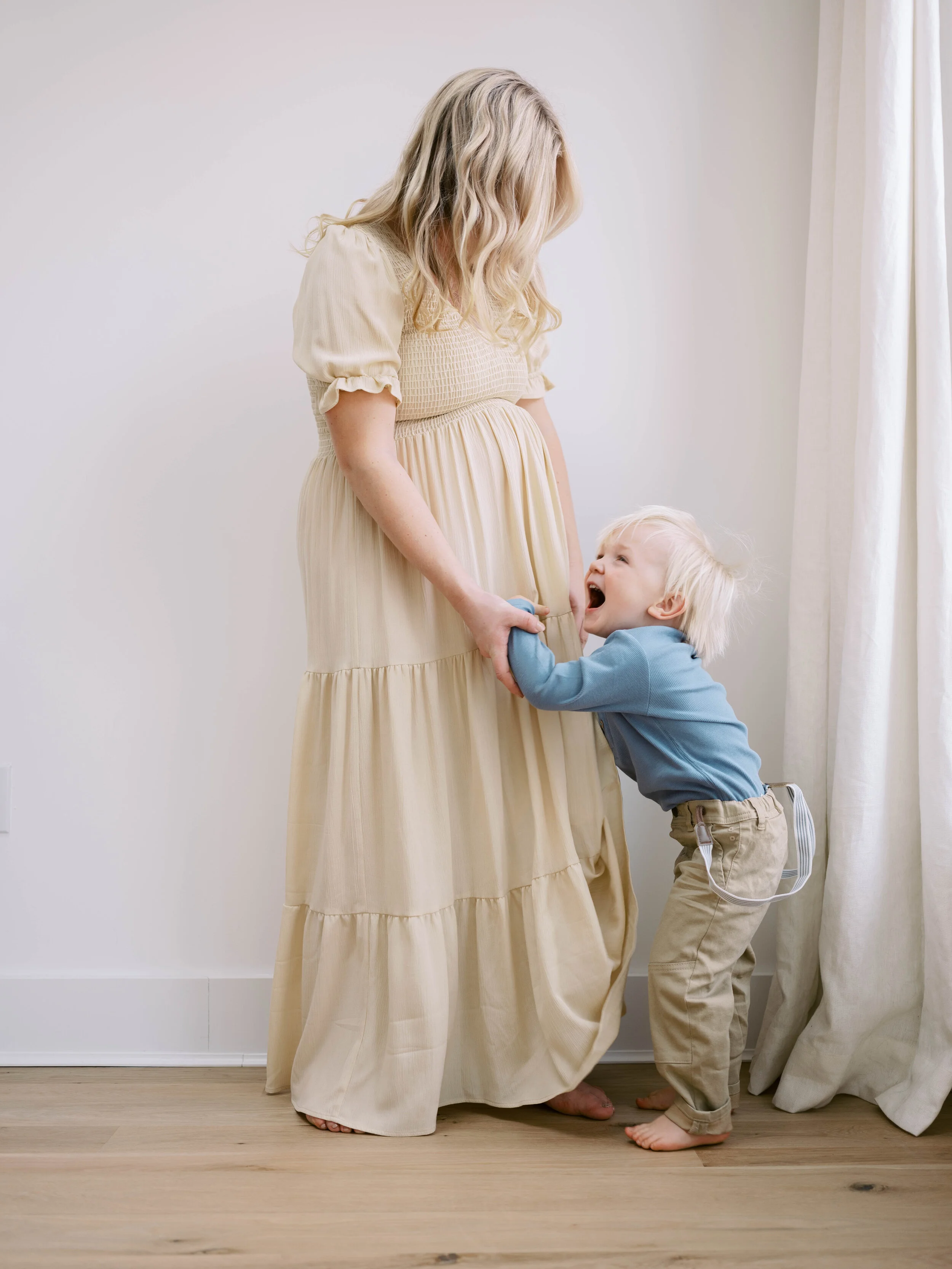 sweet maternity session on film in baltimore, maryland