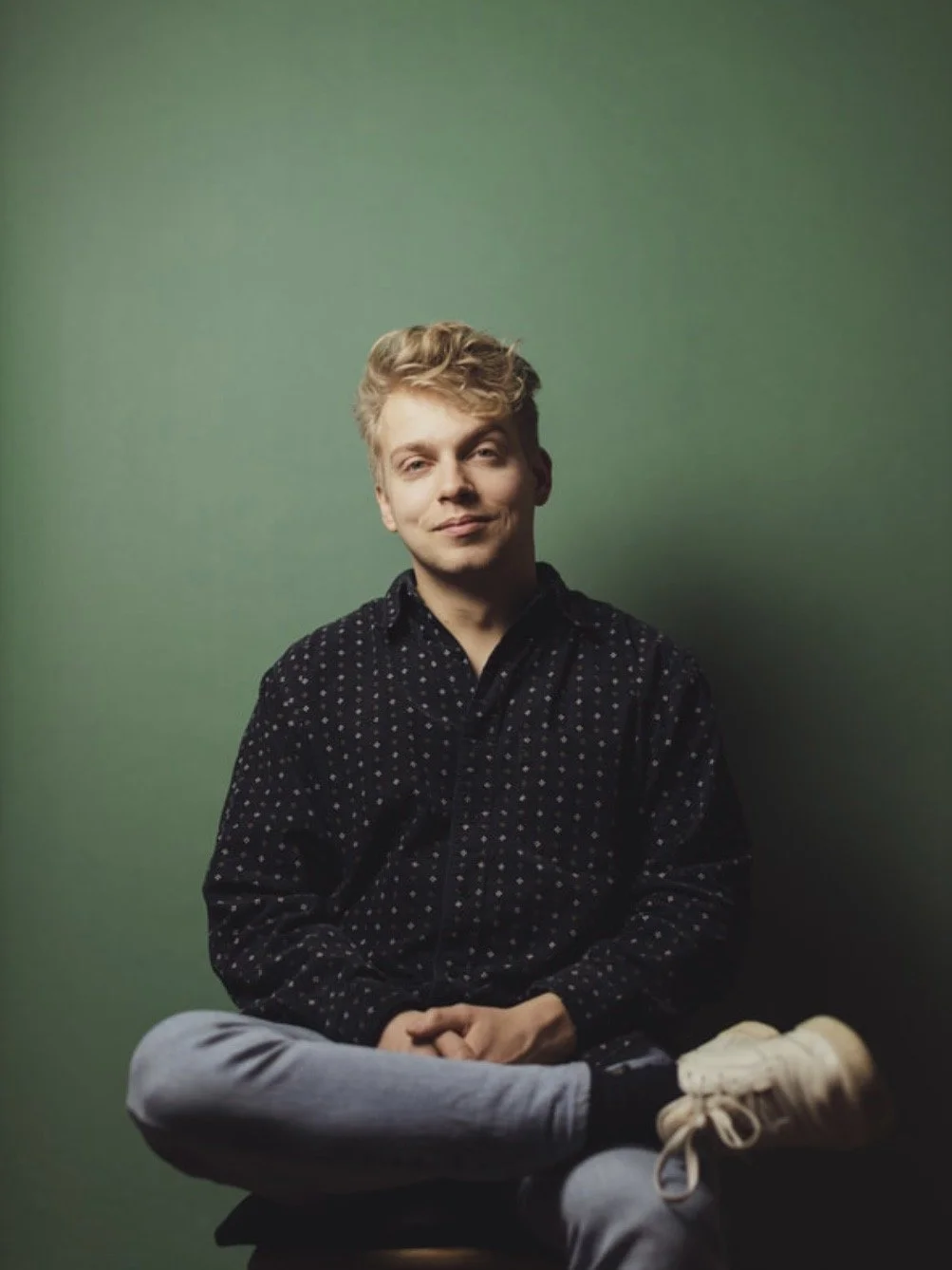 Cultural displacement in music and theatre 