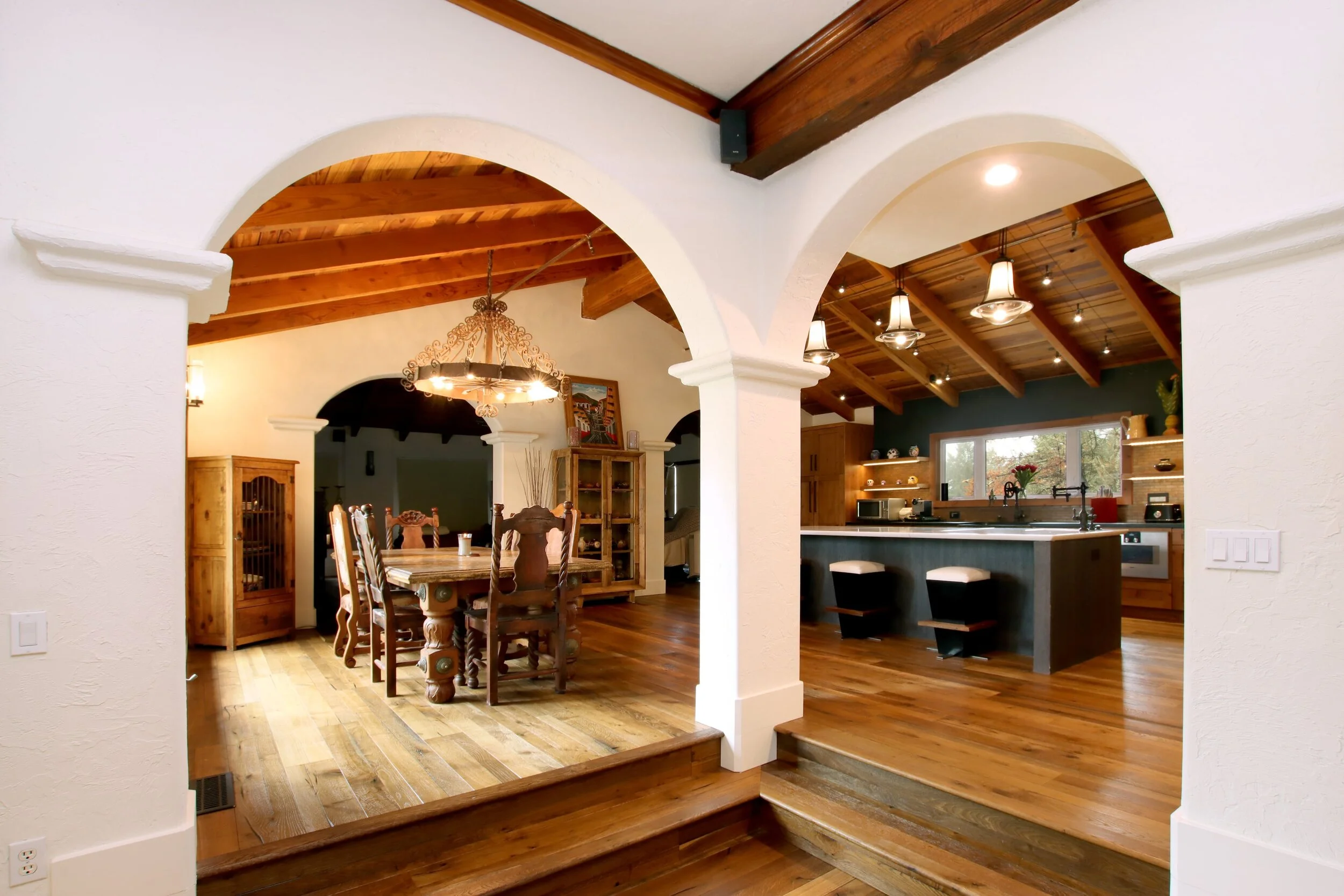 Santa-Cruz-mountains-hideaway-kitchen-and-dining-room-remodel-re.jpg