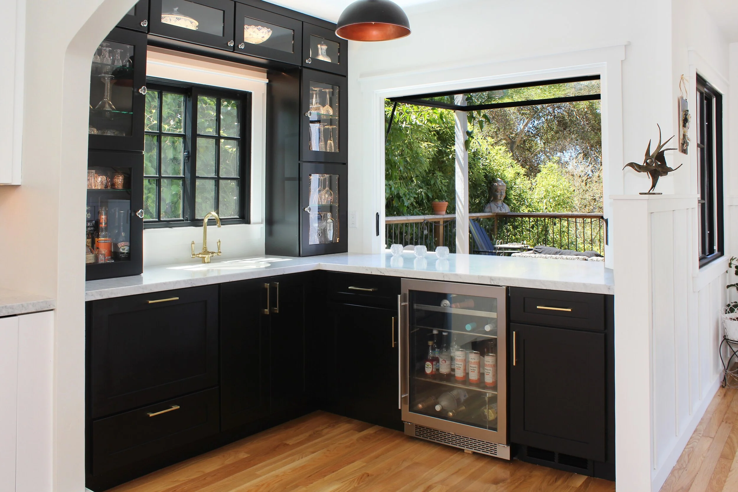 Beach Bungalow; Farmhouse Outdoor Kitchen Remodel by Elite Construction Services Inc project photo 6