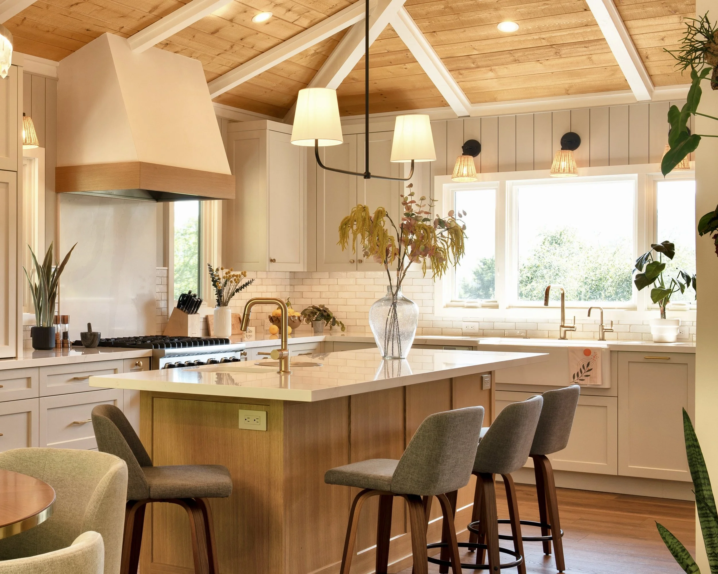 Coastal Outdoor Kitchen Remodel by Elite Construction Services Inc project photo 2