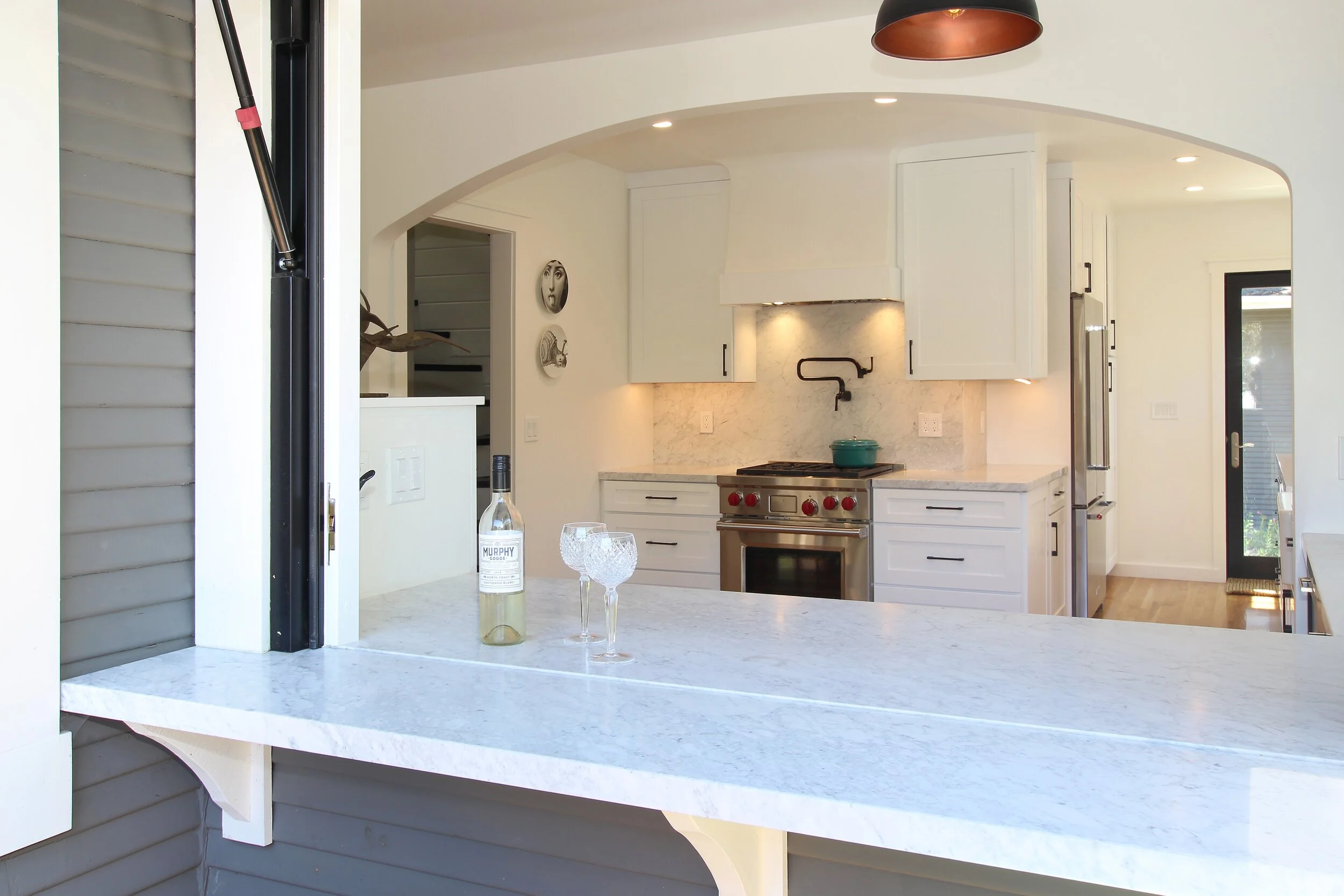Beach Bungalow; Farmhouse Outdoor Kitchen Remodel by Elite Construction Services Inc project photo 9