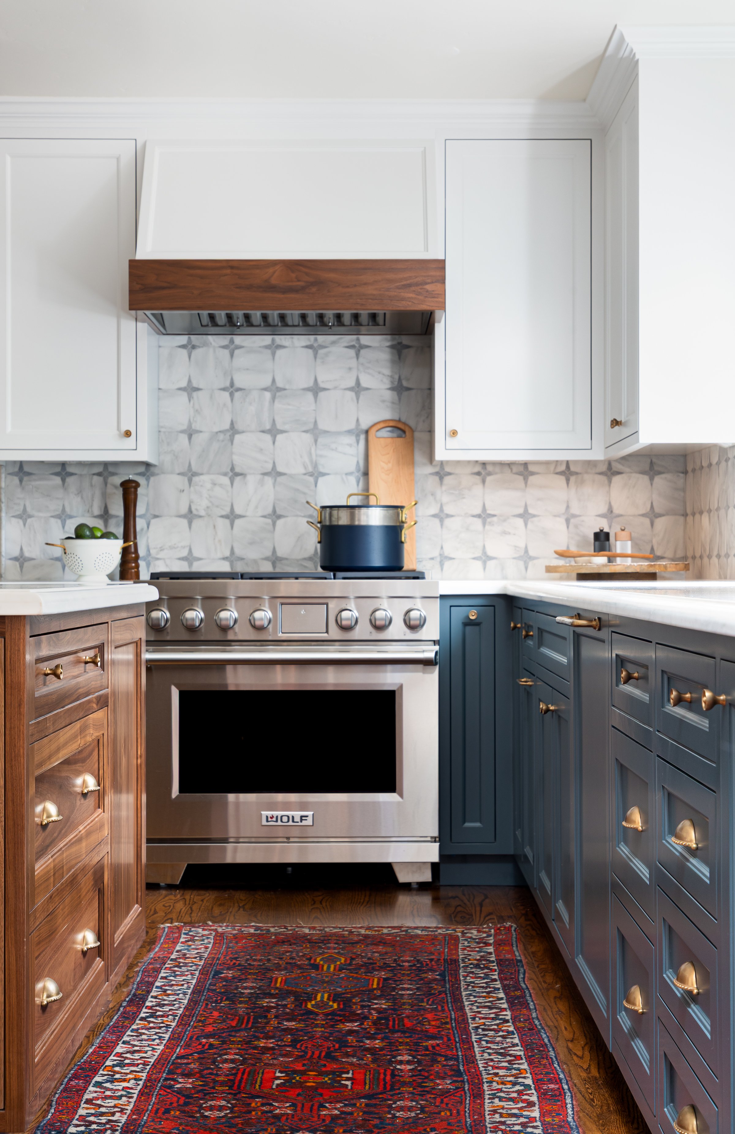 Modern Classic Kitchen Remodel by Elite Construction Services Inc project photo 6