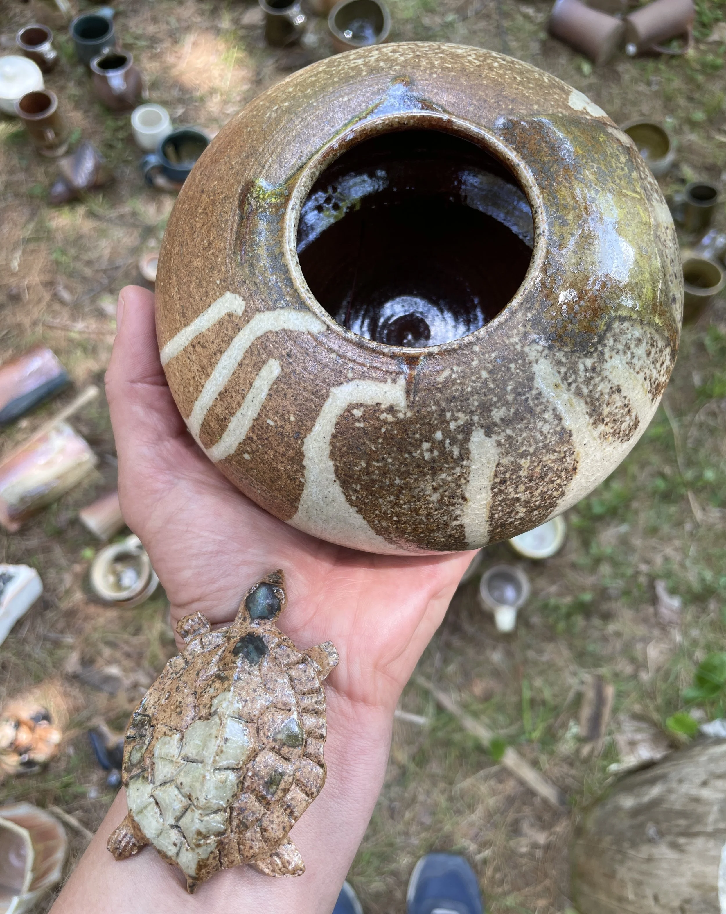 A turtle and vase, made by me