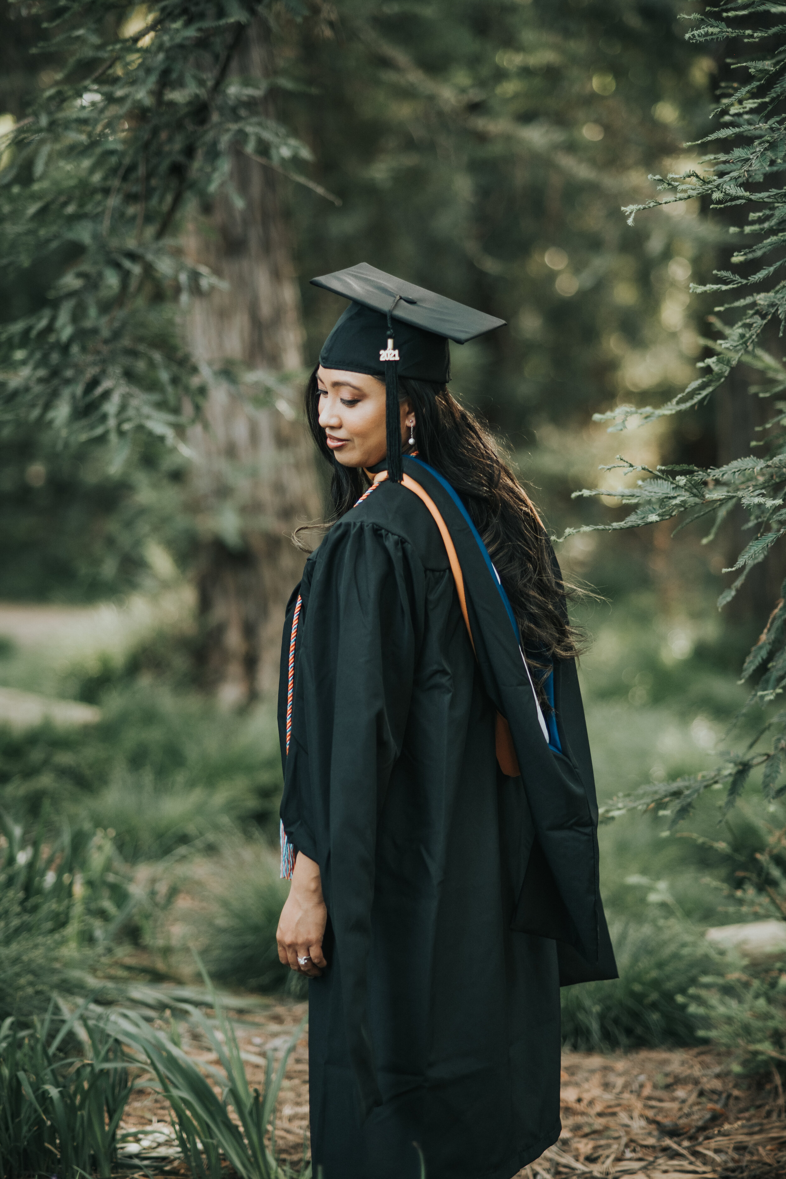 Janelle Grad-0002.jpg