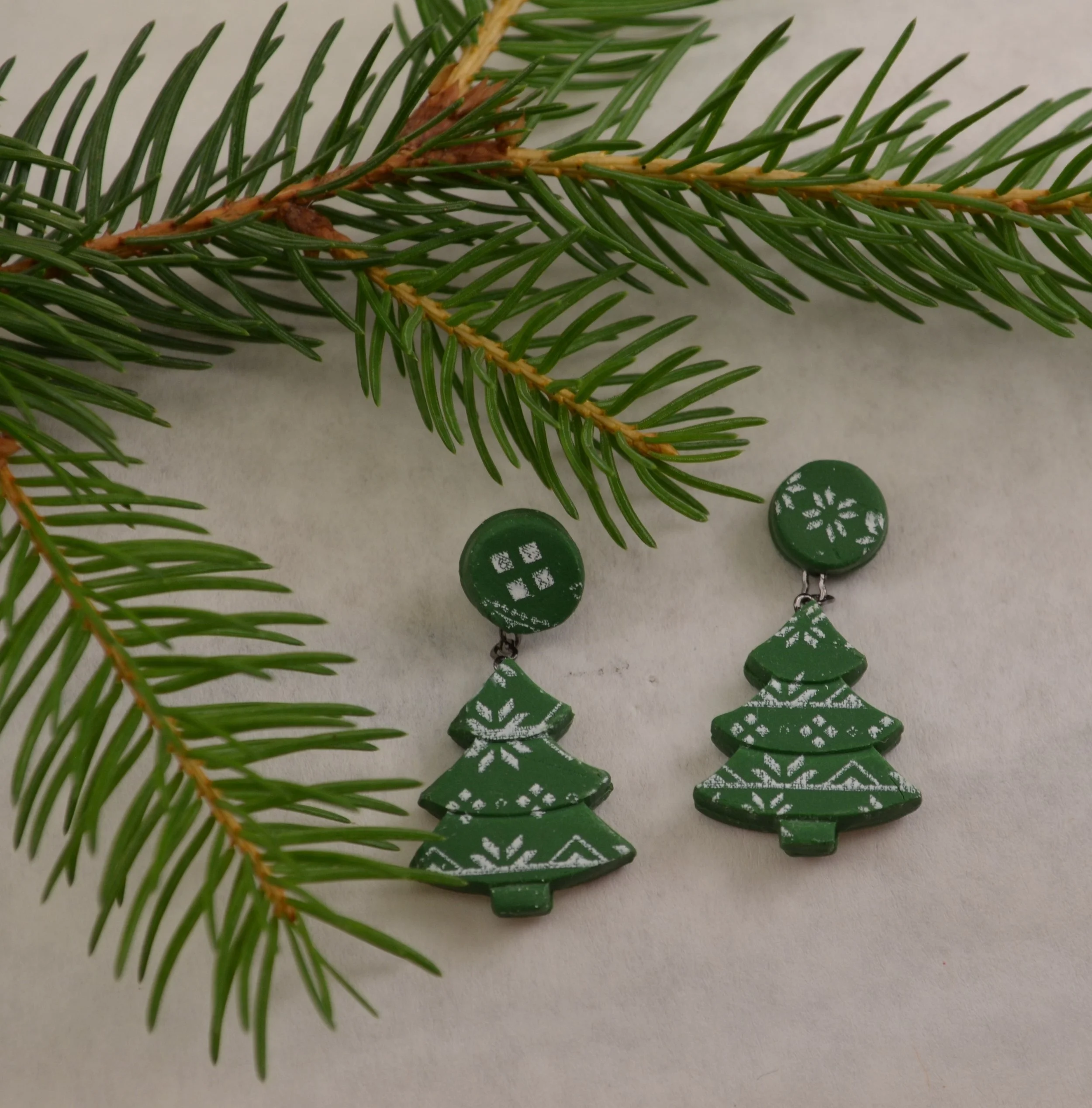 Earrings Christmas Tree 1.JPG