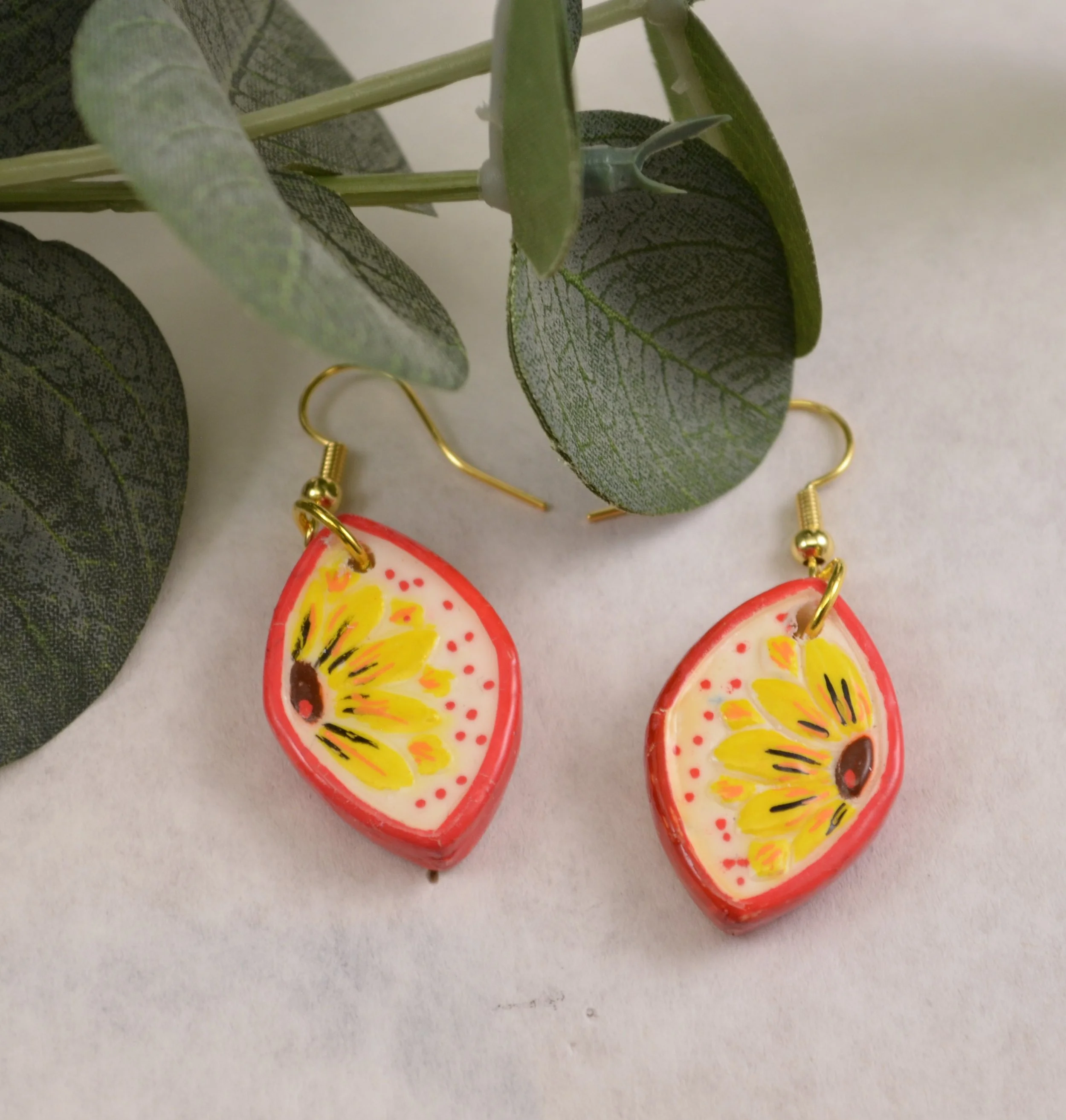 Earrings Daisy 5.JPG