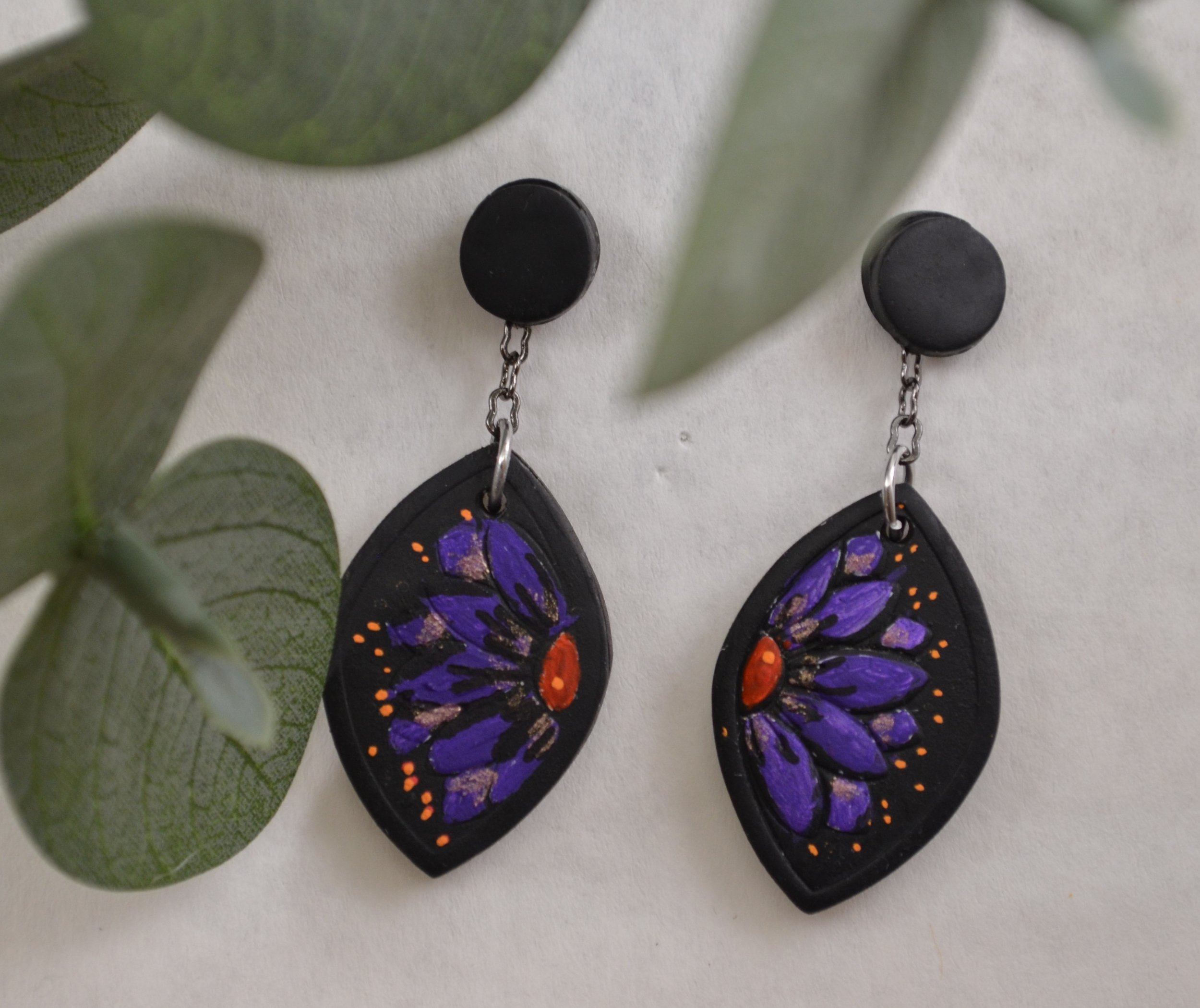 Earrings Daisy 3 - Copy.JPG