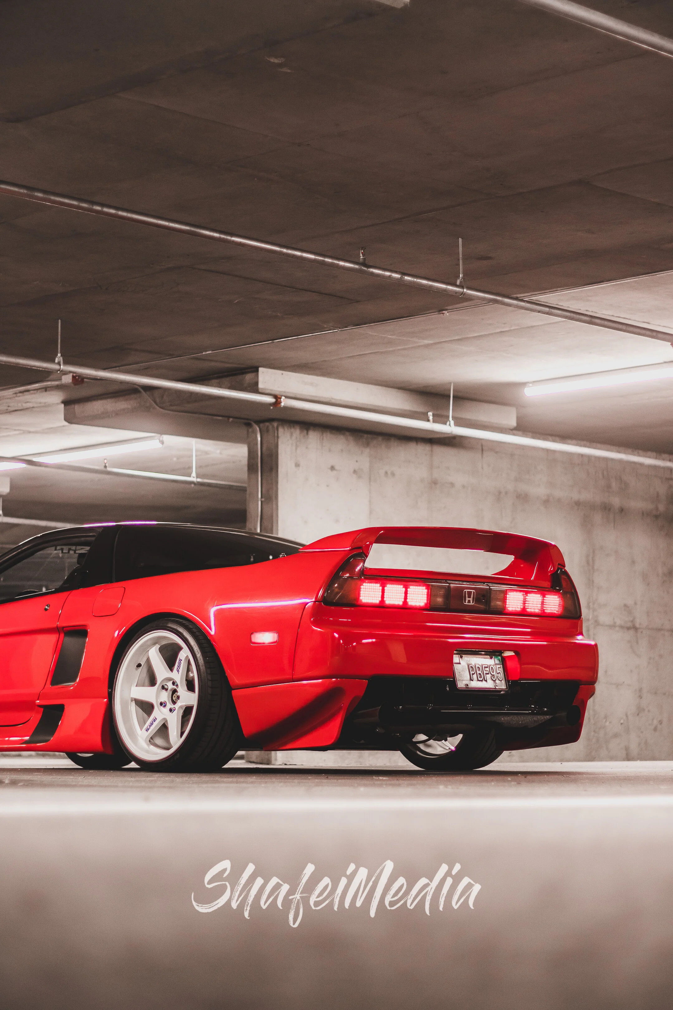 Honda NSX photographed by Shafei Media