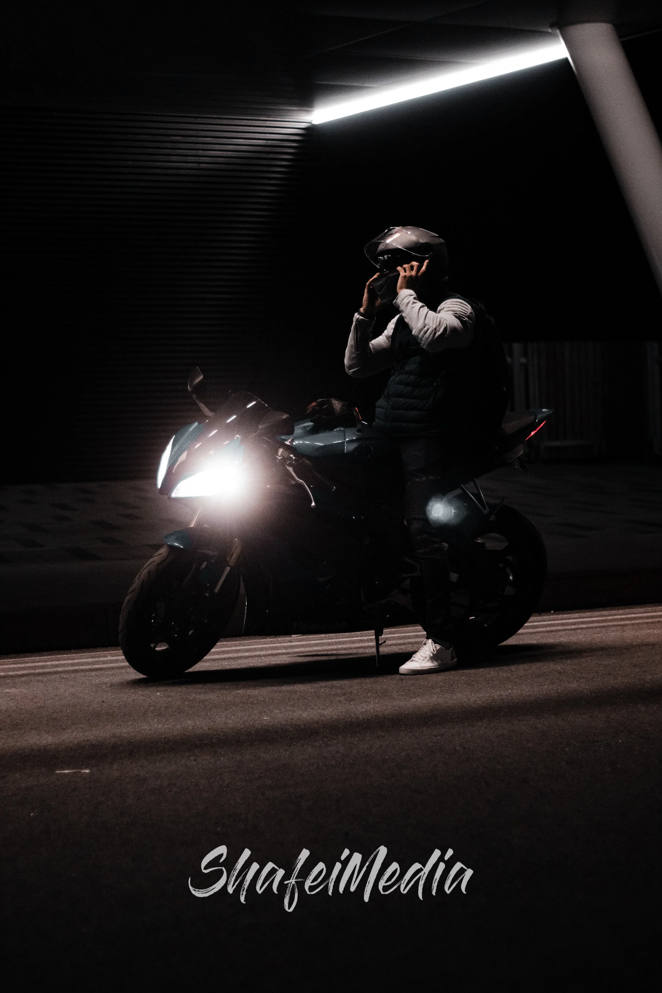 Yamaha R6 photographed by Shafei Media