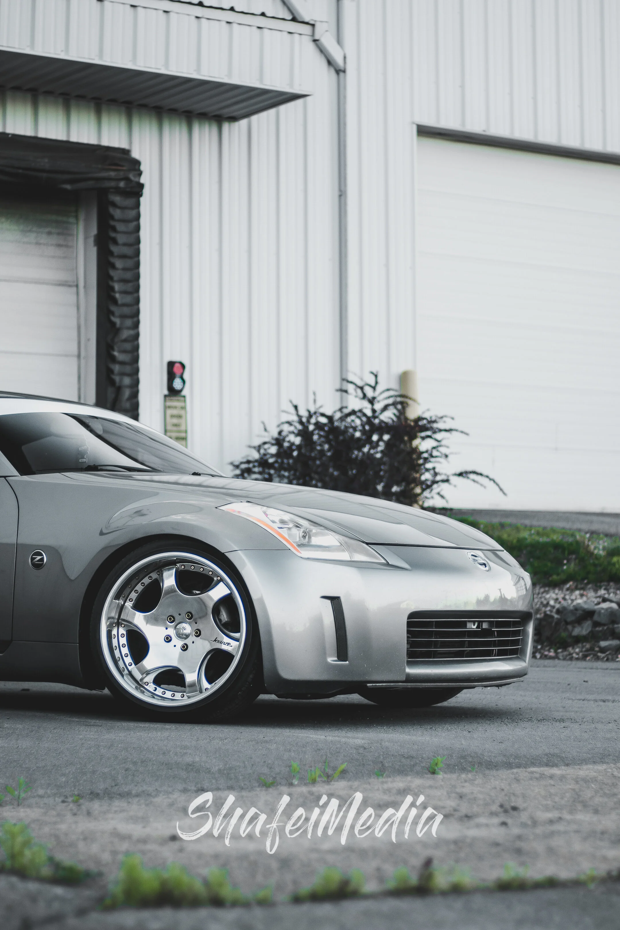 Nissan 350Z photographed by Shafei Media
