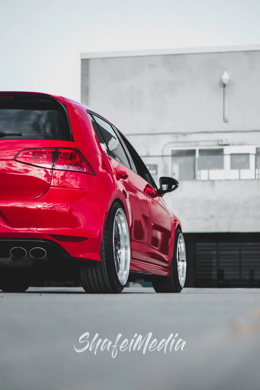 VW Golf Type R photographed by Shafei Media
