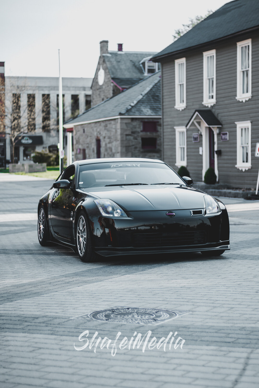 Nissan 350Z photographed by Shafei Media