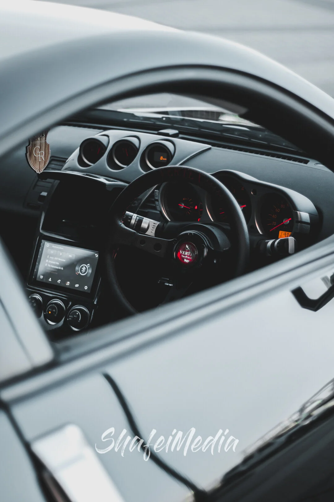 Nissan 350Z photographed by Shafei Media