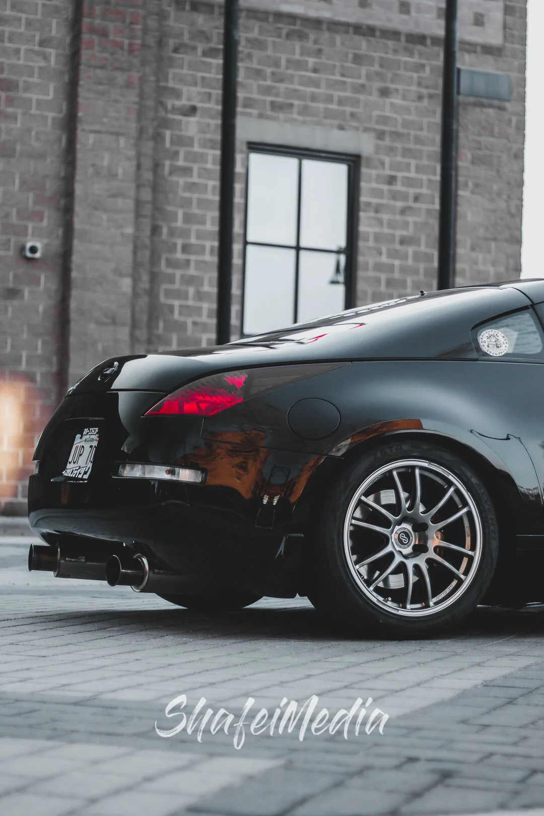 Nissan 350Z photographed by Shafei Media
