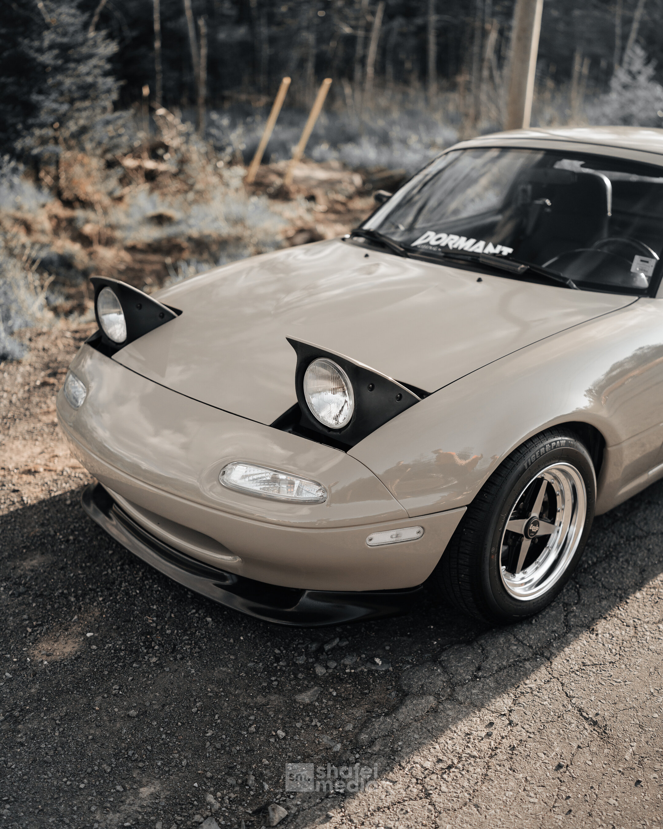Mazda Miata MX-5 photographed by Shafei Media