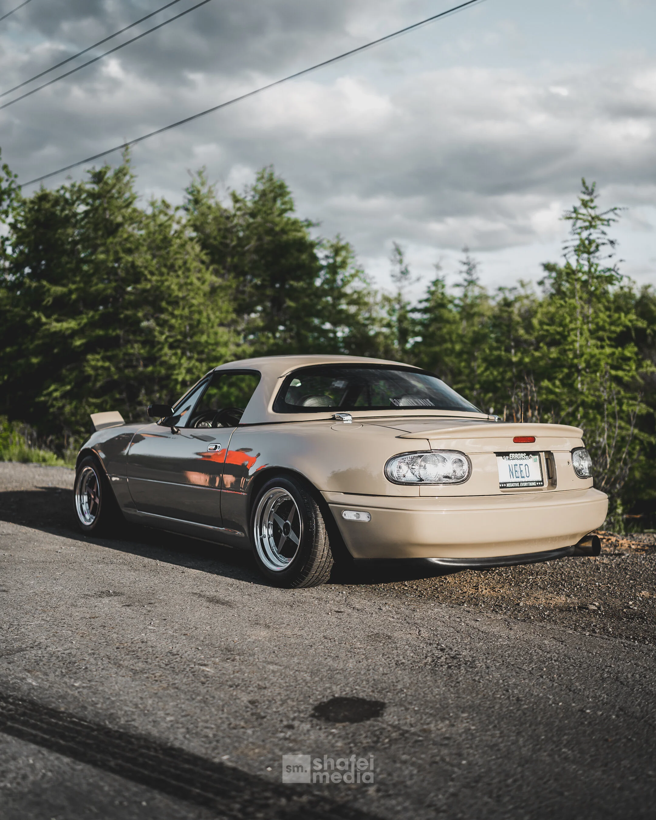 Mazda Miata MX-5 photographed by Shafei Media