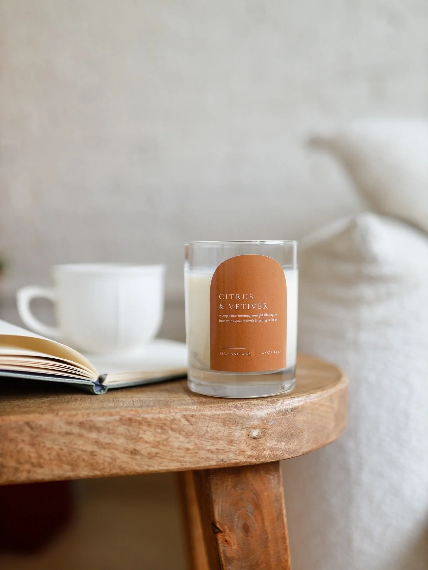 I&rsquo;ve been pouring a LOT of candles. A LOT a lot! 
But let me just tell you right now, this one is making its mark on me.
Now you all know I don&rsquo;t like to pick favorites, but&hellip;.I think you&rsquo;re going to like this one🍊