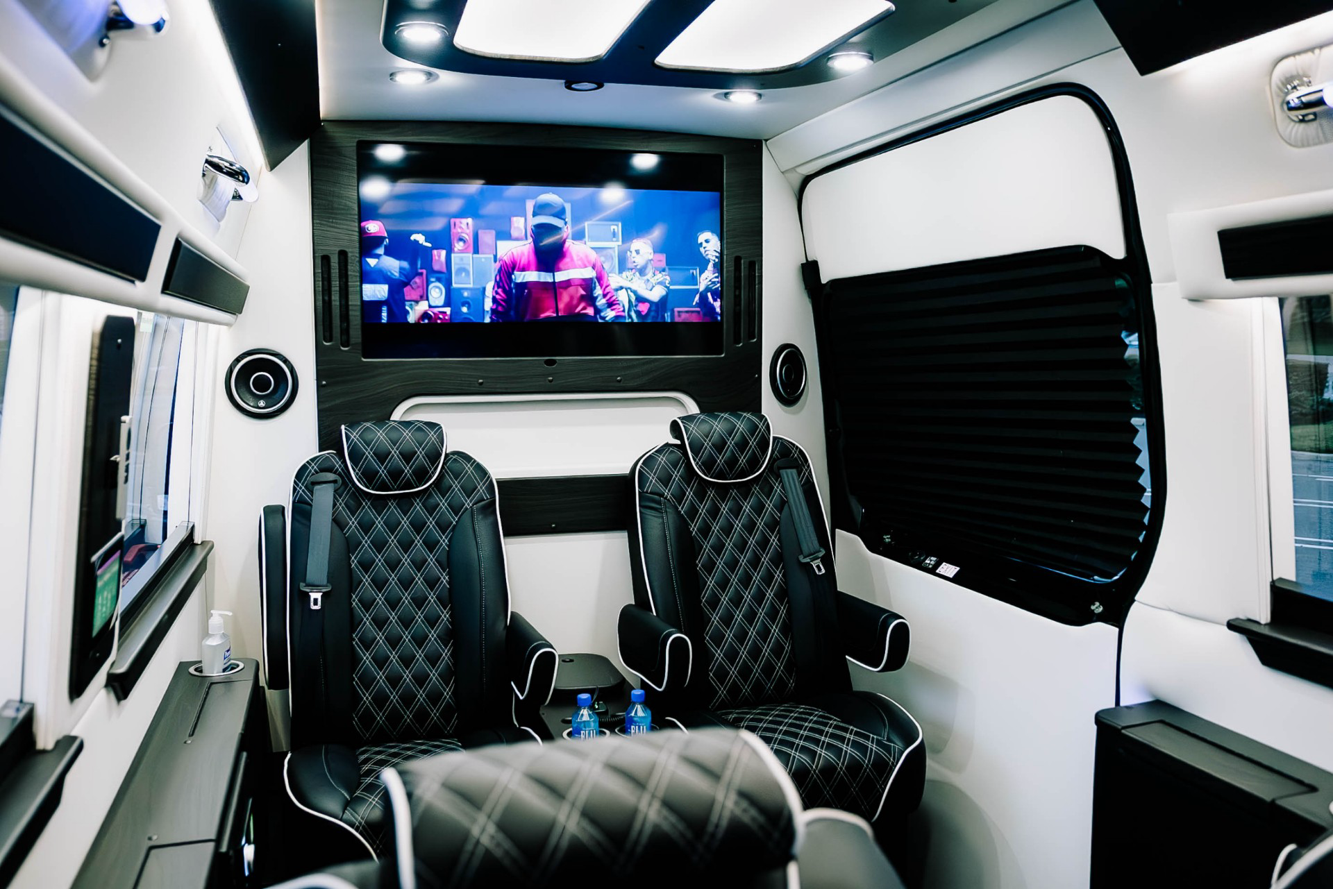 Sprinter vehicle for group transportation services