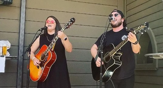 Live Music Saturday: Cosmo & Leslie