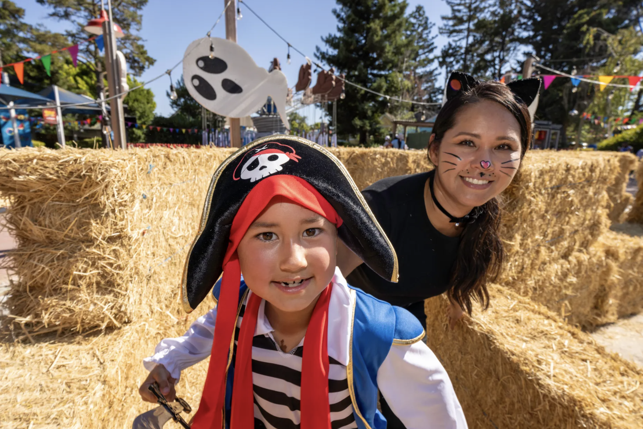 NEW Tricks & Treats Event @ Six Flags