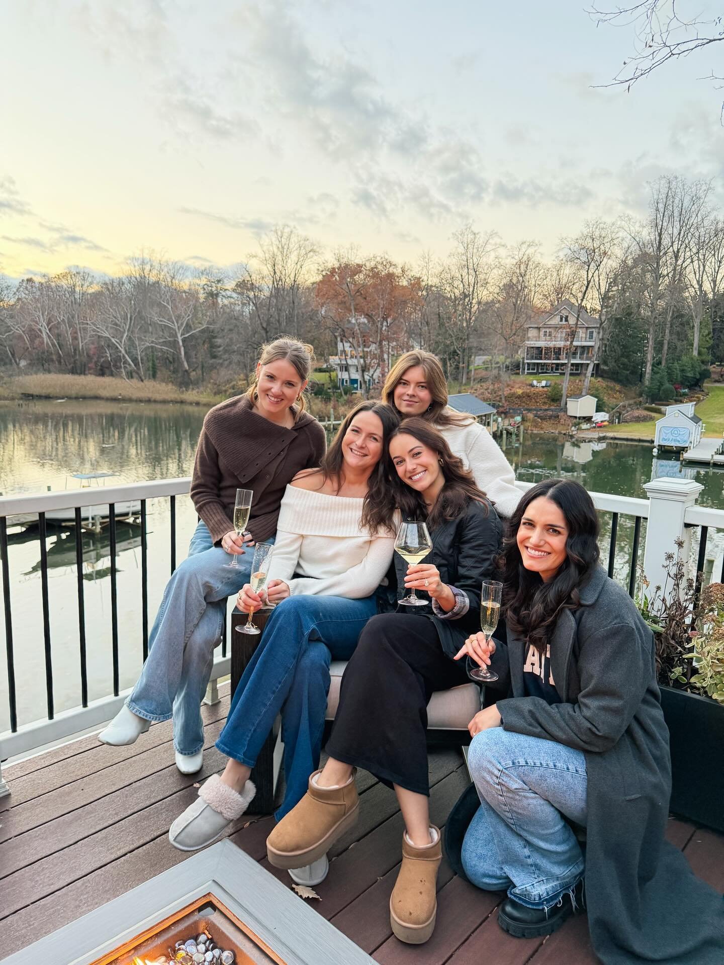 november: a month filled with friends, food, fam &amp; celebrating new beginnings 🍂🍁🥂