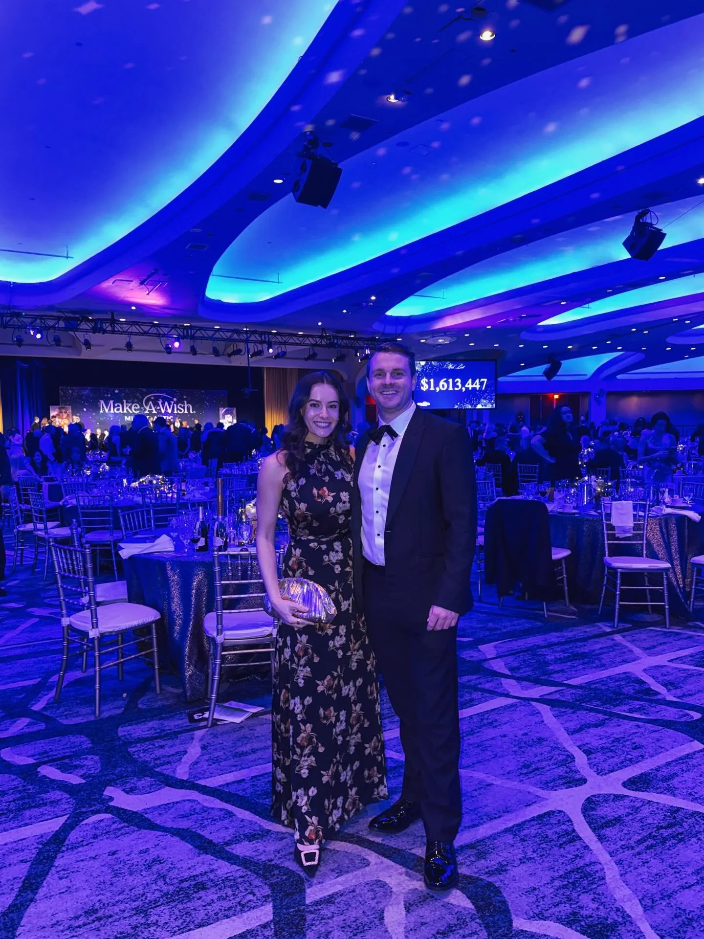 scenes from a long/cold/cozy winter 26 with the main character being @eebeescornerbar 💃🏻❄️