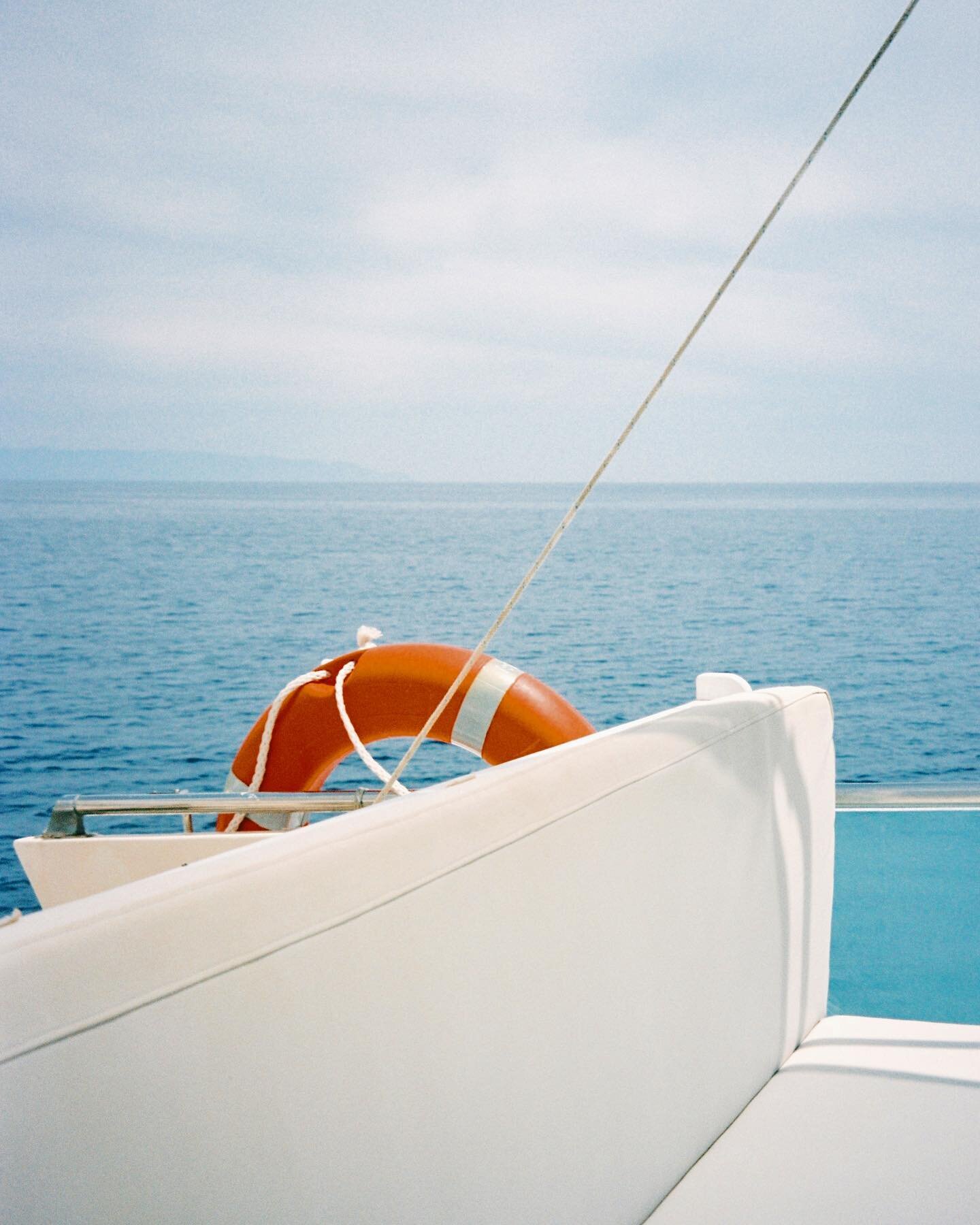 On a boat! In Grecia! 🇬🇷