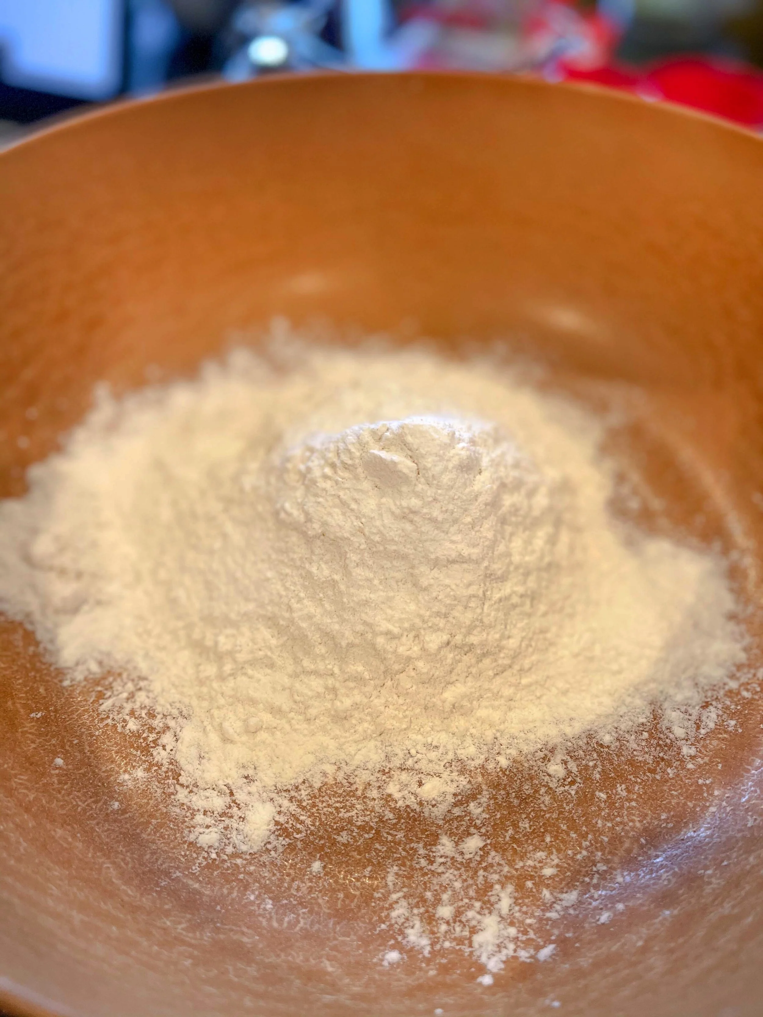 250 g tipo "00" flour  or unbleached AP flour or semolina rimacinata 