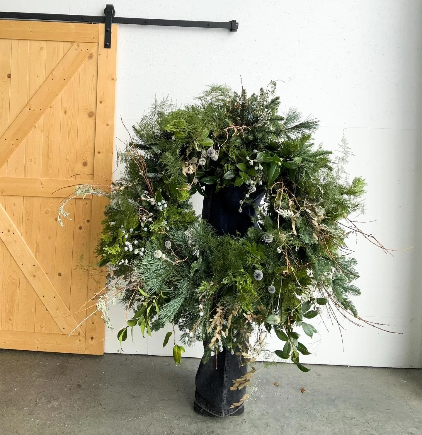 Special delivery to @roaniris.co last week. It&rsquo;s Small Business Saturday today. A great day to go support this and so many of our cute businesses in town 🤎
.
.
.
.
This is the song my mom would play everyday holiday. I still have the CD in one