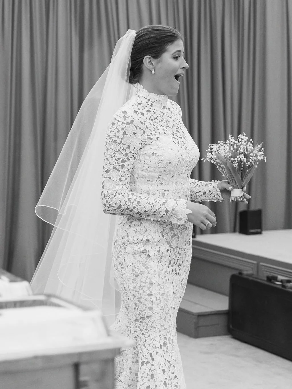 The moments ✨
.
.
More moments that give all of the feels
.
And a few of the details that help create them.
.
.
Photography: @elizabethlanierphotography 
Planning: @mariee_ami 
Venue: private property on the Yellowstone River
Tent: @atlantatentcompan