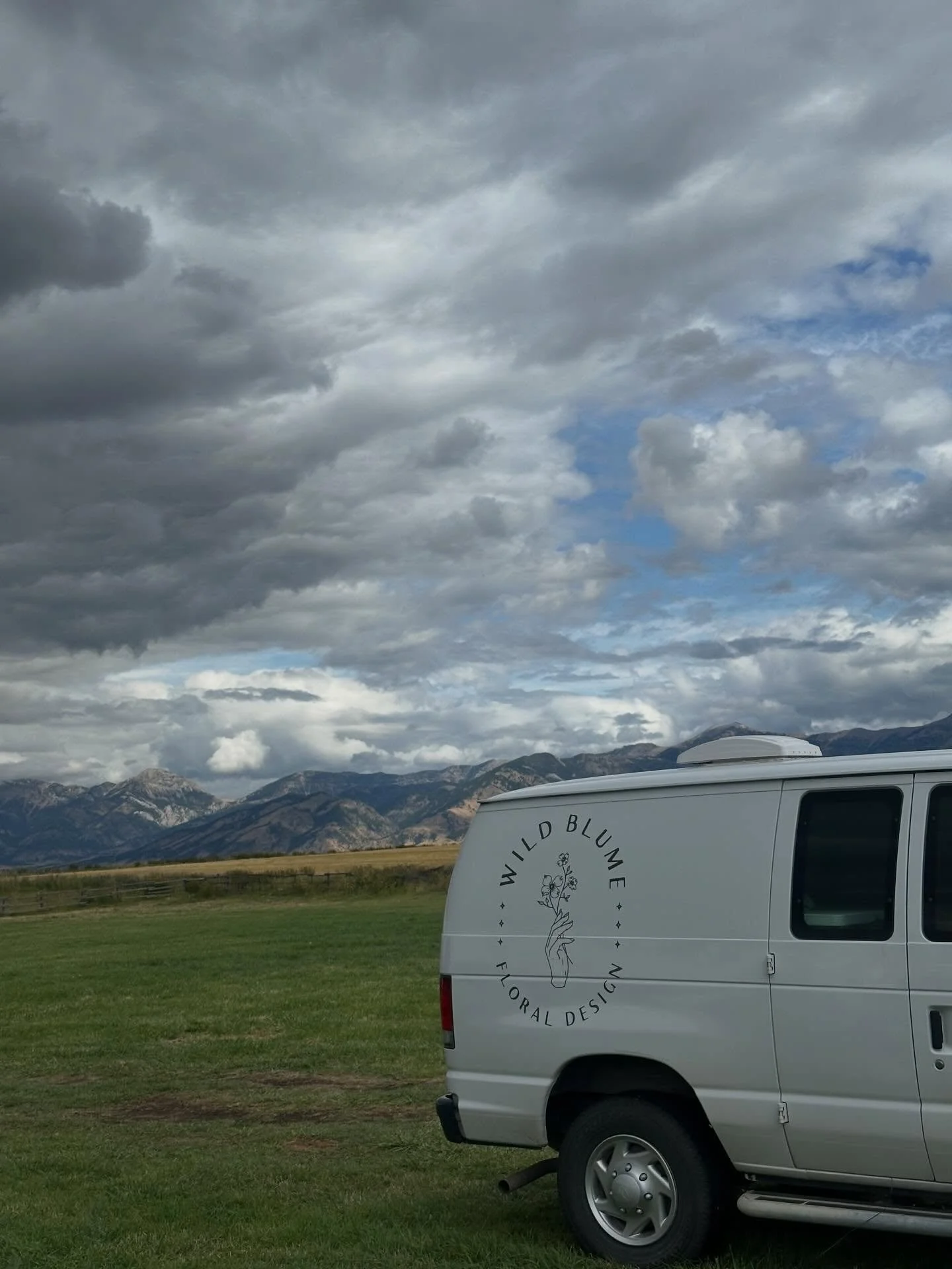 Last week &mdash; is historically one of our biggest events of the year &mdash; and, as usual, this team absolutely crushed it.
.
We&rsquo;re working on some reels and things now because it was so so pretty - but you know - it all takes some time and